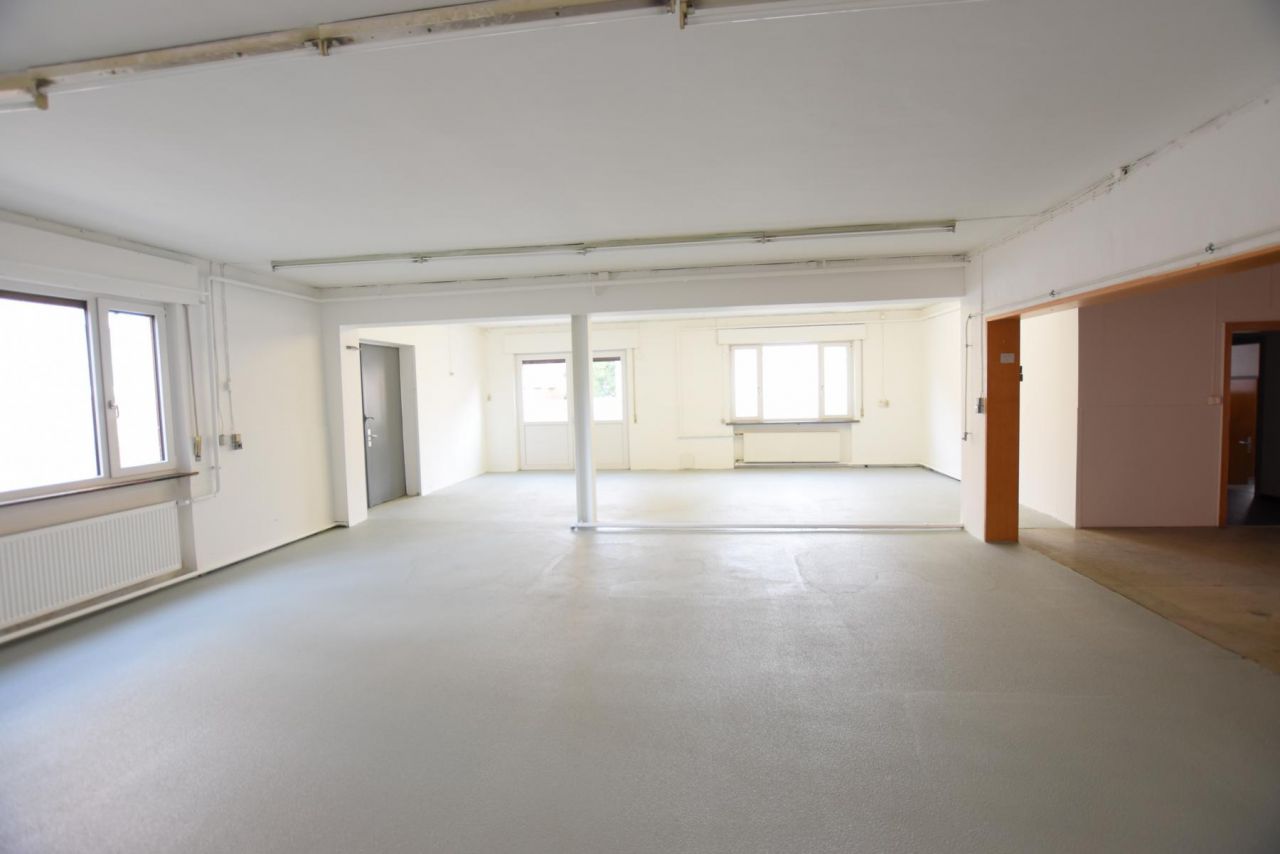 VERKAUFT - Zentrales Mehrfamilienhaus mit Ladenfläche!