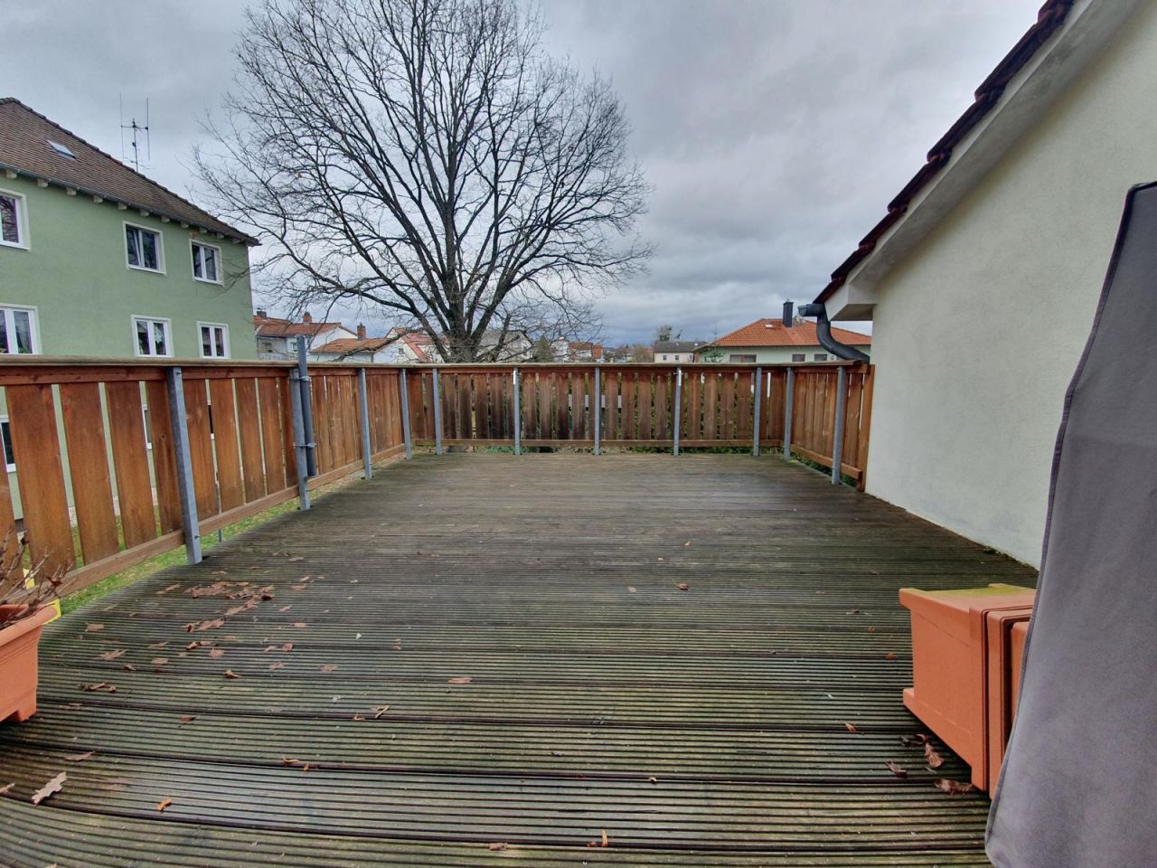 VERKAUFT - Zwei großzügige Stadtwohnungen inkl. eigenem Garten!