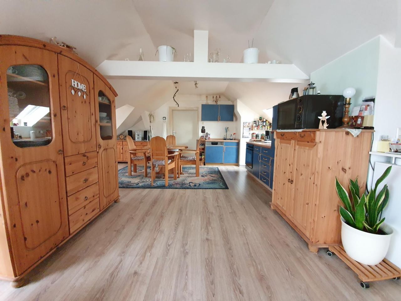 VERKAUFT - Zwei großzügige Stadtwohnungen inkl. eigenem Garten!