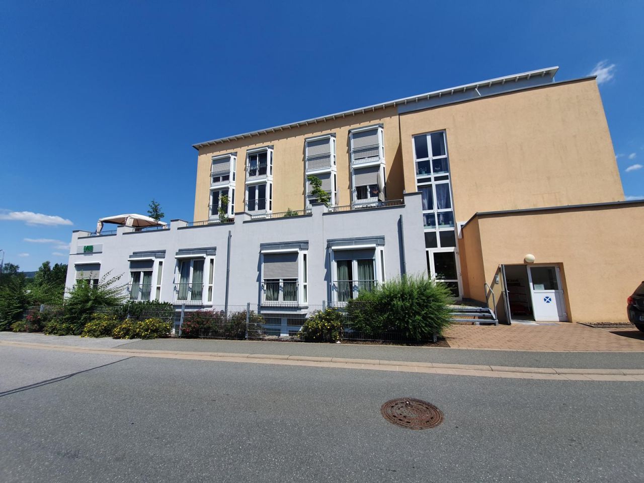 VERKAUFT- Ihre sichere Kapitalanlage - langfristig vermietetes Pflege-Apartment!