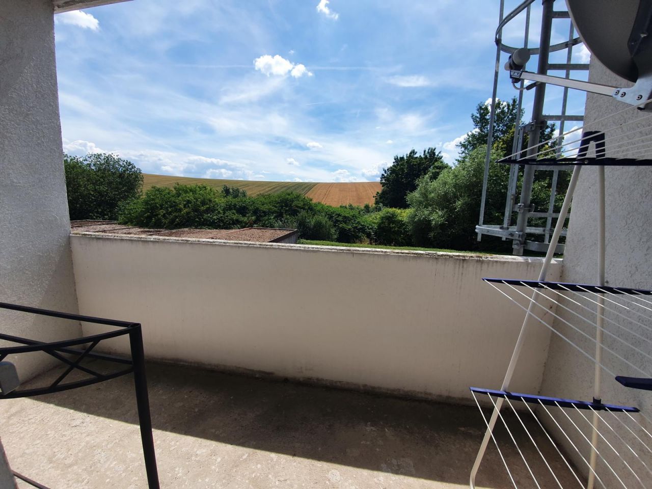 VERKAUFT - Für Selbstnutzer oder Kapitalanleger - Gepflegtes 1-Zi.-Appartement mit Balkon & EBK!