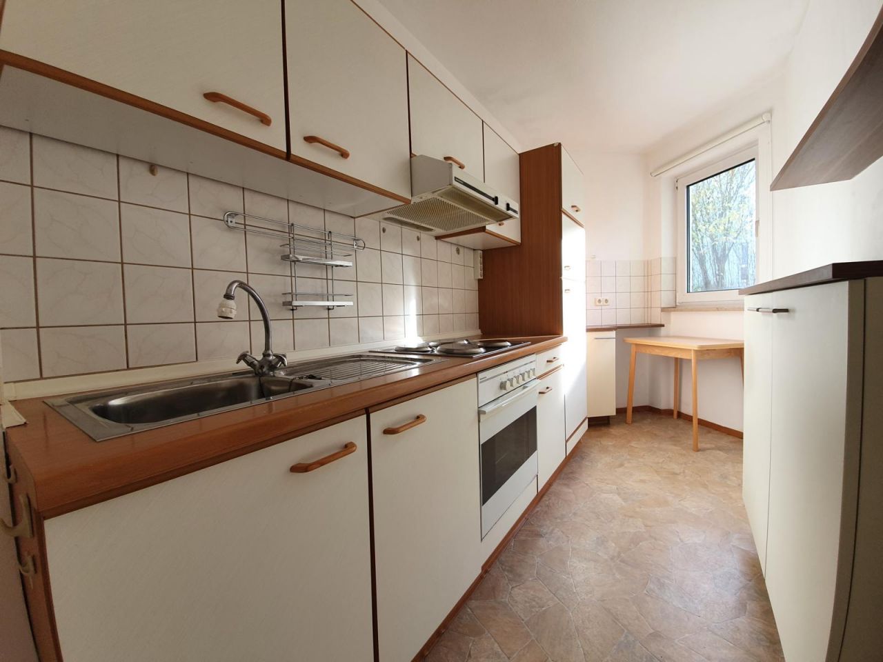 VERKAUFT - Für jung und alt - tolle EG-Wohnung mit Terrasse in Cortendorf!
