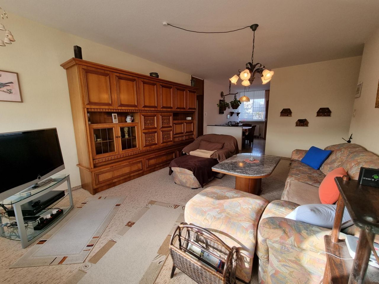 VERKAUFT - GELEGENHEIT: 4,5-Zi.-Eigentumswhg. mit Loggia und Fernblick in Coburg