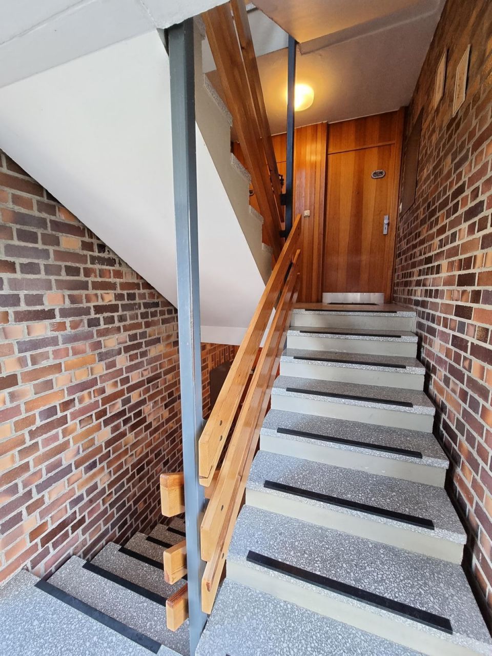 VERKAUFT - GELEGENHEIT: 4,5-Zi.-Eigentumswhg. mit Loggia und Fernblick in Coburg