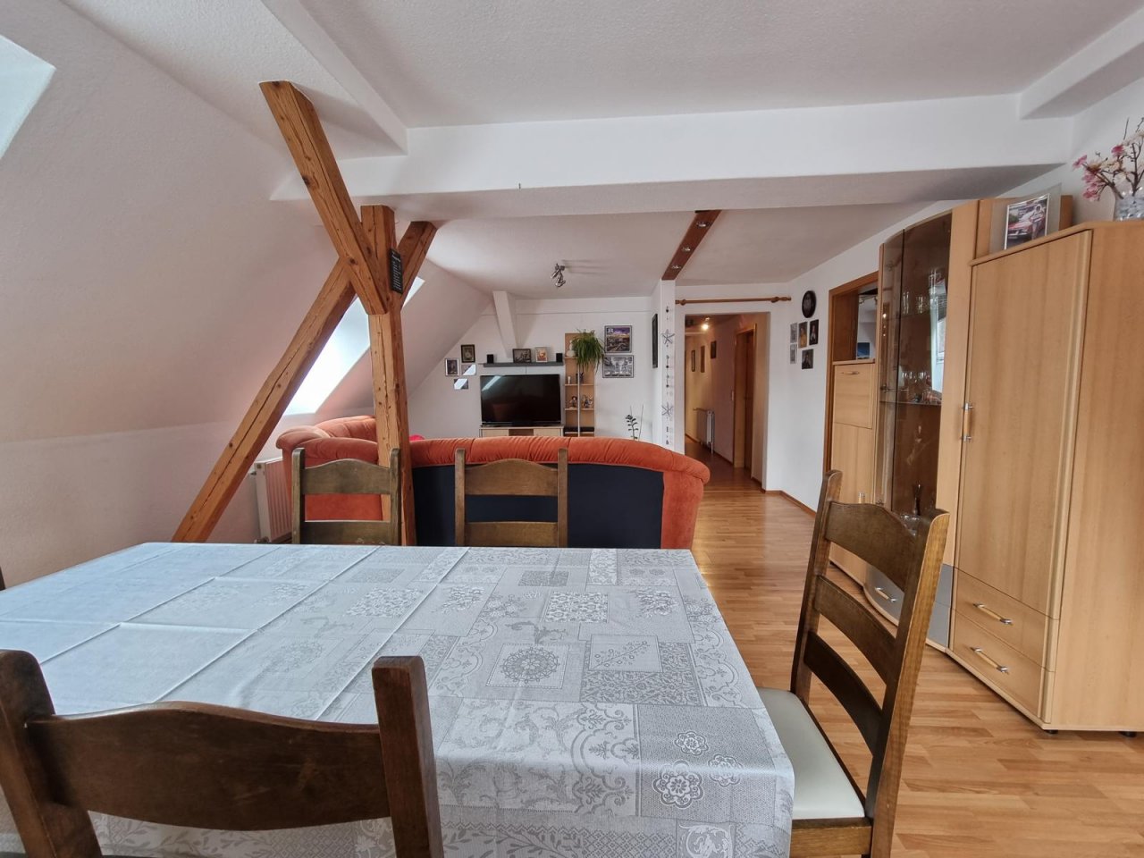 VERKAUFT - Die Alternative zum Haus: Großzügige 4-Zimmer-Eigentumswohnung in Weidhausen