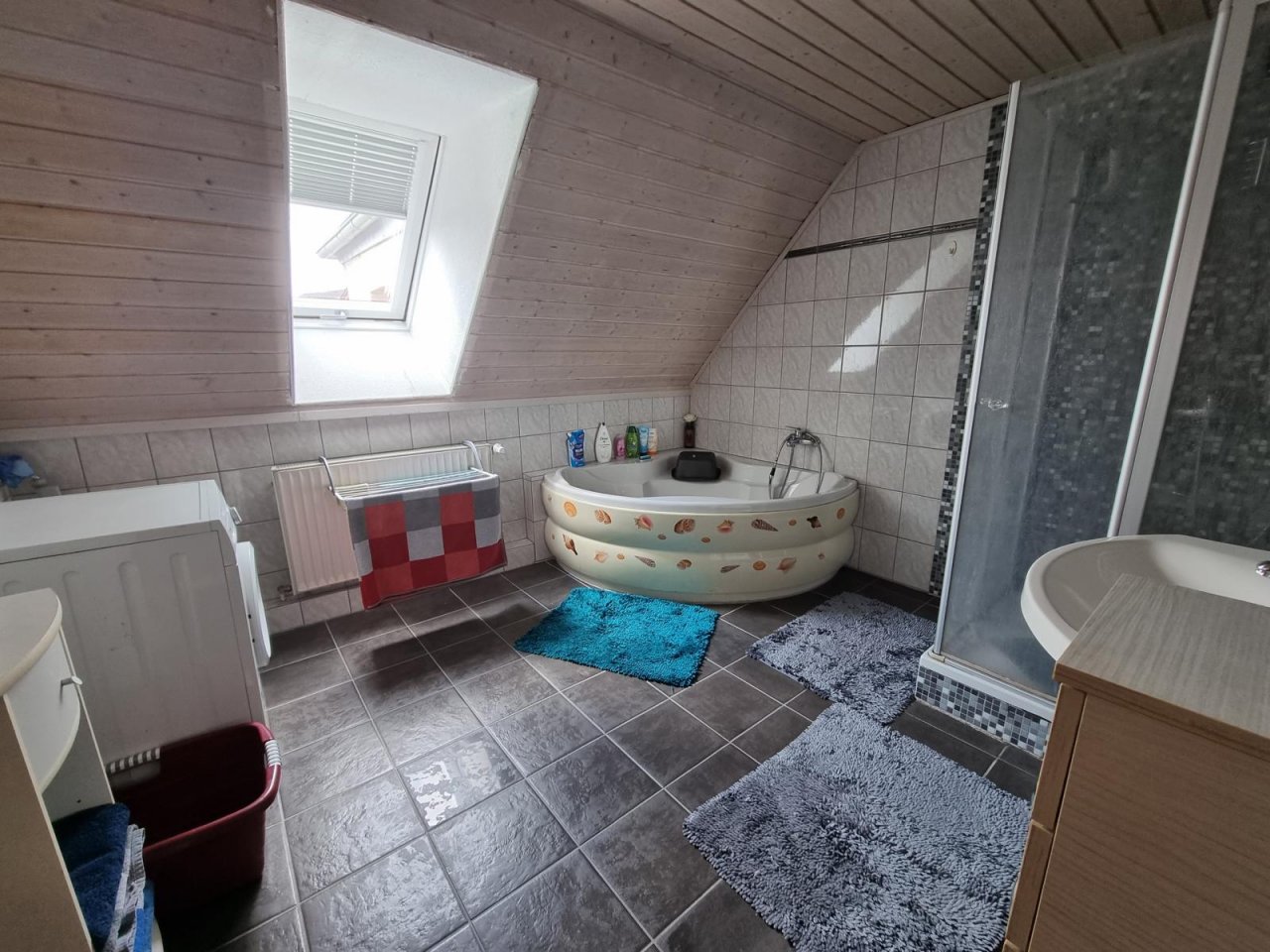 VERKAUFT - Die Alternative zum Haus: Großzügige 4-Zimmer-Eigentumswohnung in Weidhausen