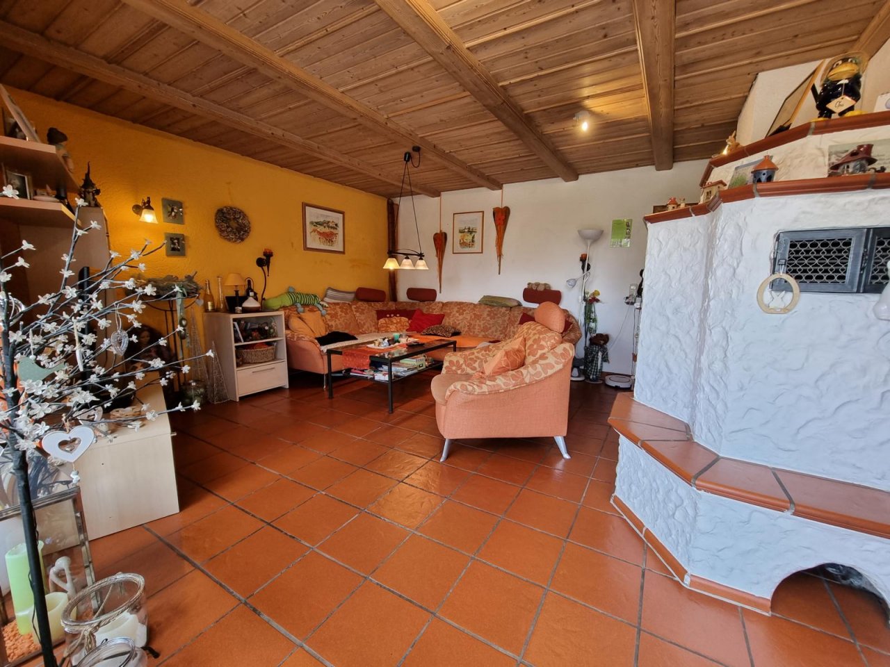 VERKAUFT - Wohnen wie im Urlaub! Einfamilienhaus mit Wintergarten und Pool am Coburger Stadtrand