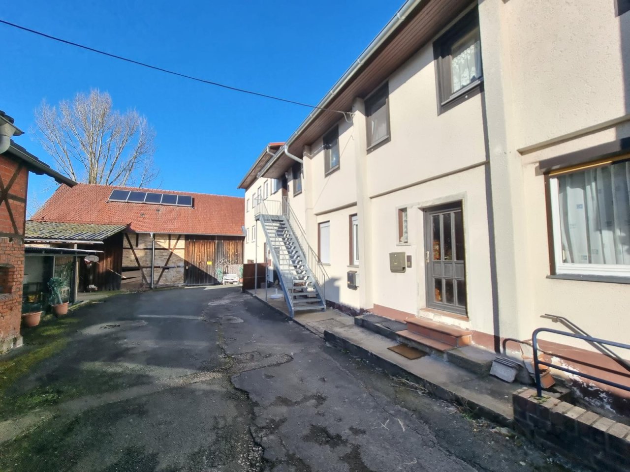 VERKAUFT - Kapitalanlage in 8 Wohneinheiten - vollvermietetes Mehrfamilienhaus