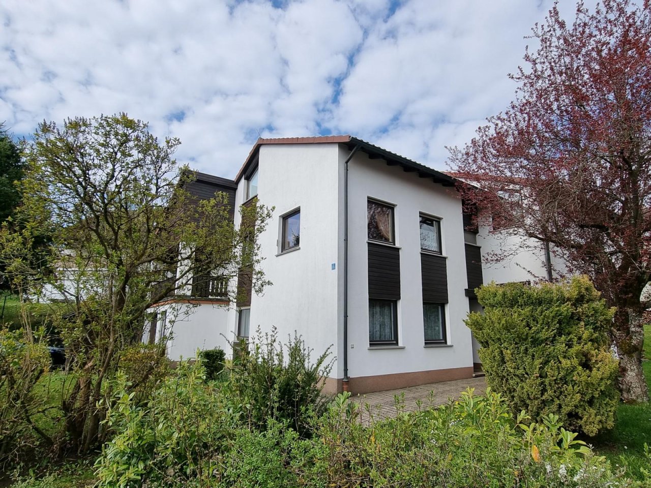 VERKAUFT -Großzügig Leben - Einfamilienhaus mit ELW am Mahnberg!