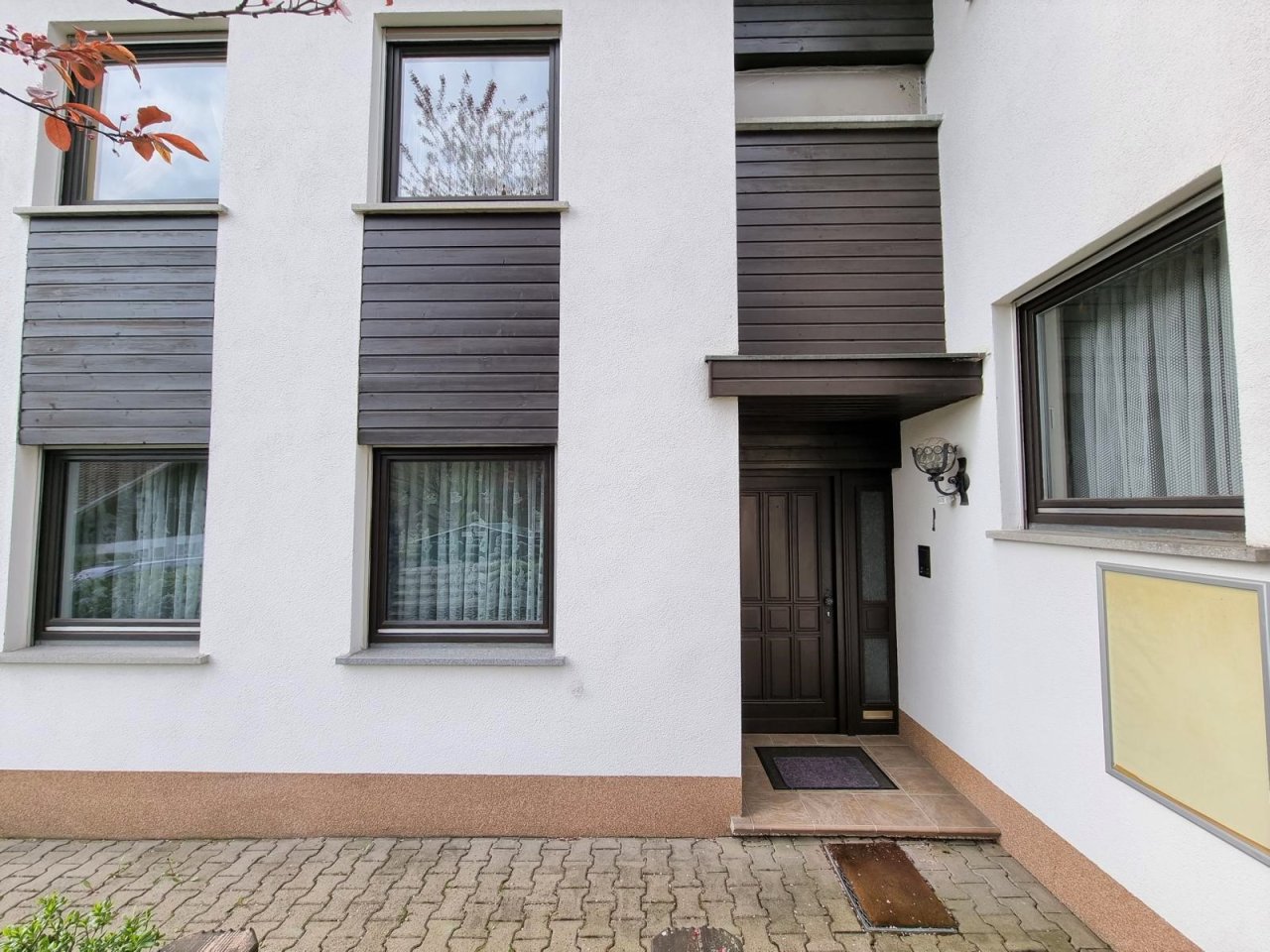 VERKAUFT -Großzügig Leben - Einfamilienhaus mit ELW am Mahnberg!