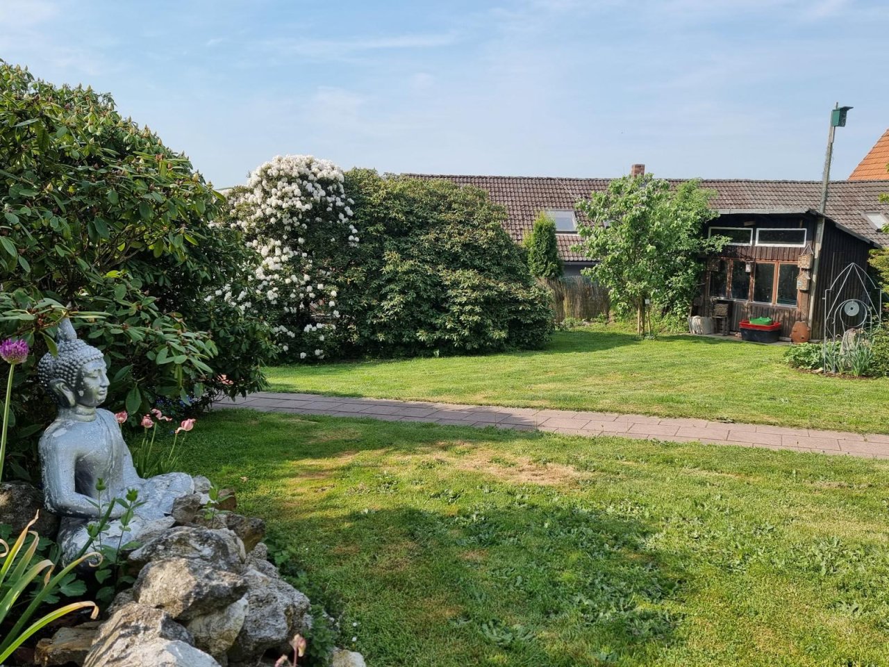 VERKAUFT - Lage, Lage, Lage! Hübsches Einfamilienhaus mit traumhaftem Blick bis zum Staffelberg!