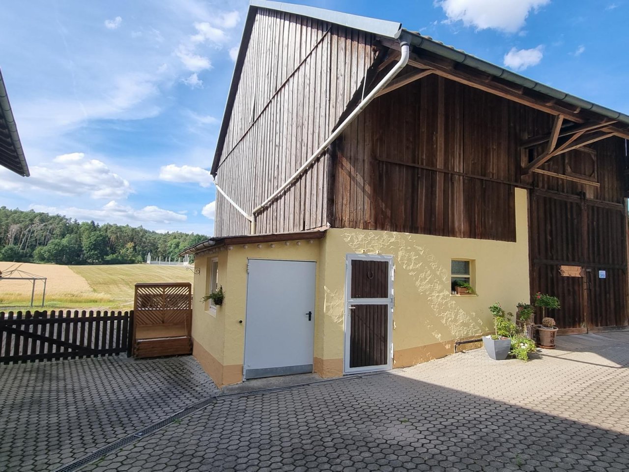 Verkauft-Umfangreiches Anwesen für Mensch und Tier!