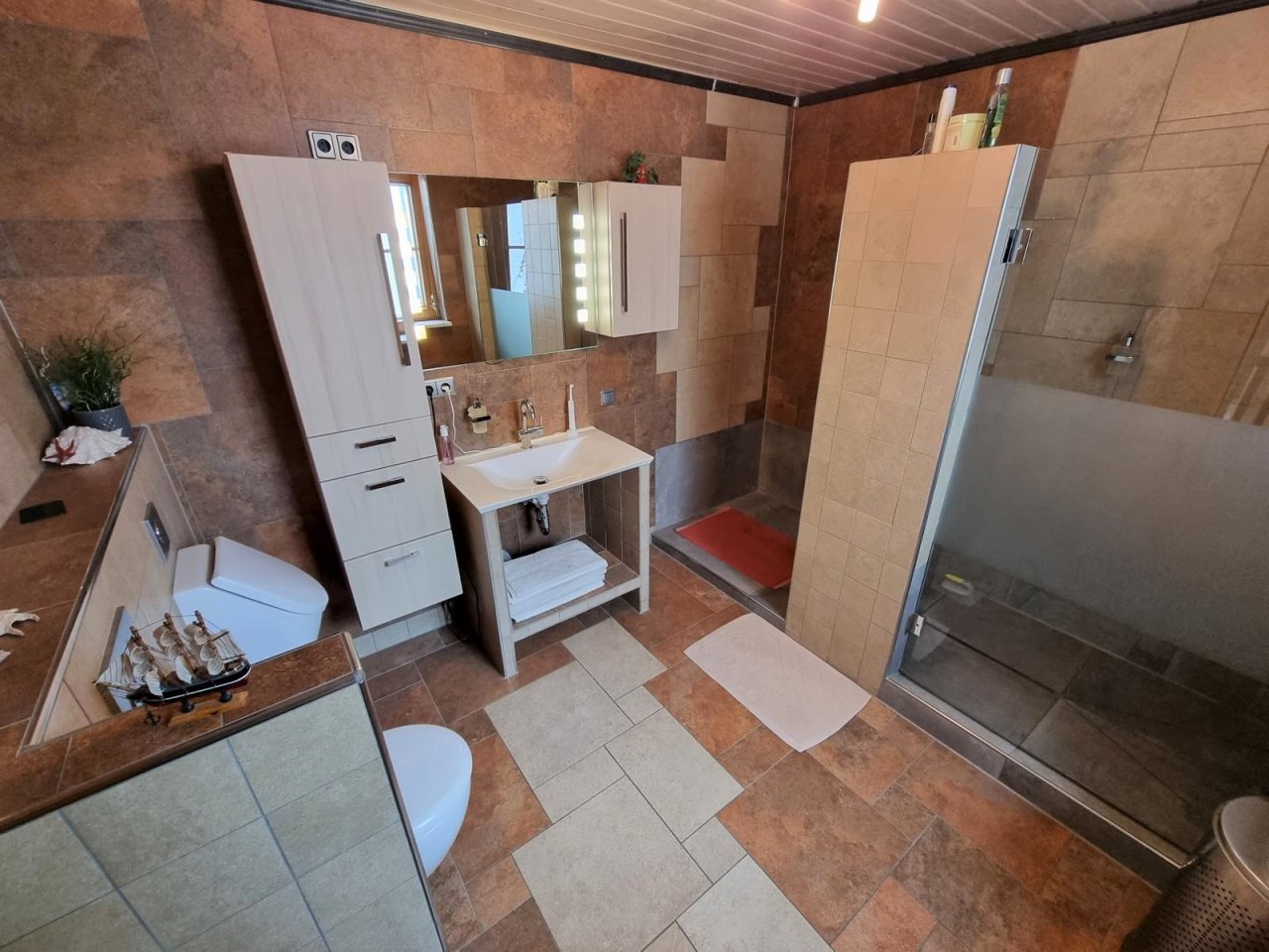 Schöner 3-Seitenhof der Wohn- und Lebenswünsche erfüllt!