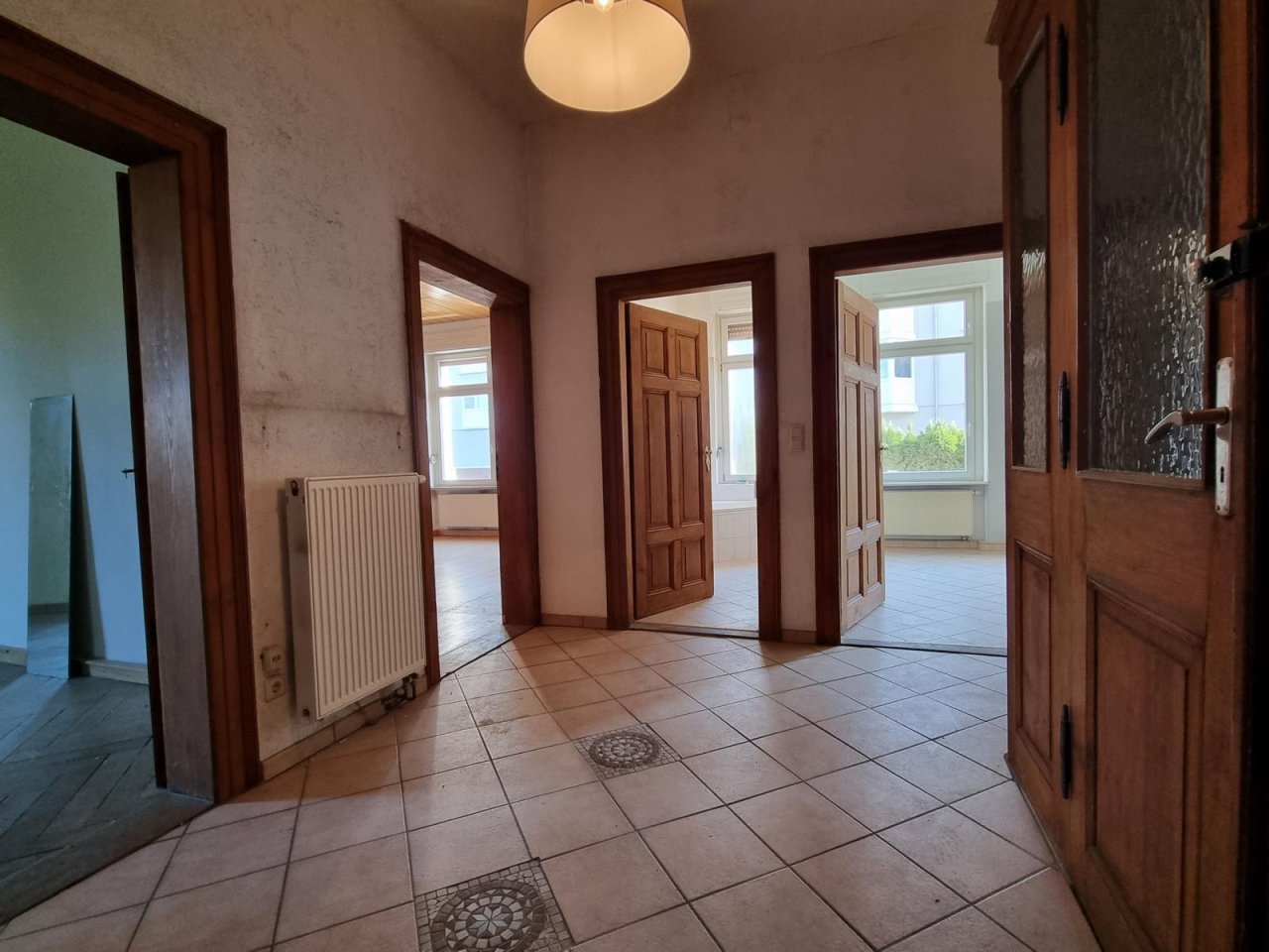 VERKAUFT - Stilvolle Eigentumswohnung in Einzeldenkmal, nur wenige Schritte in die Innenstadt!