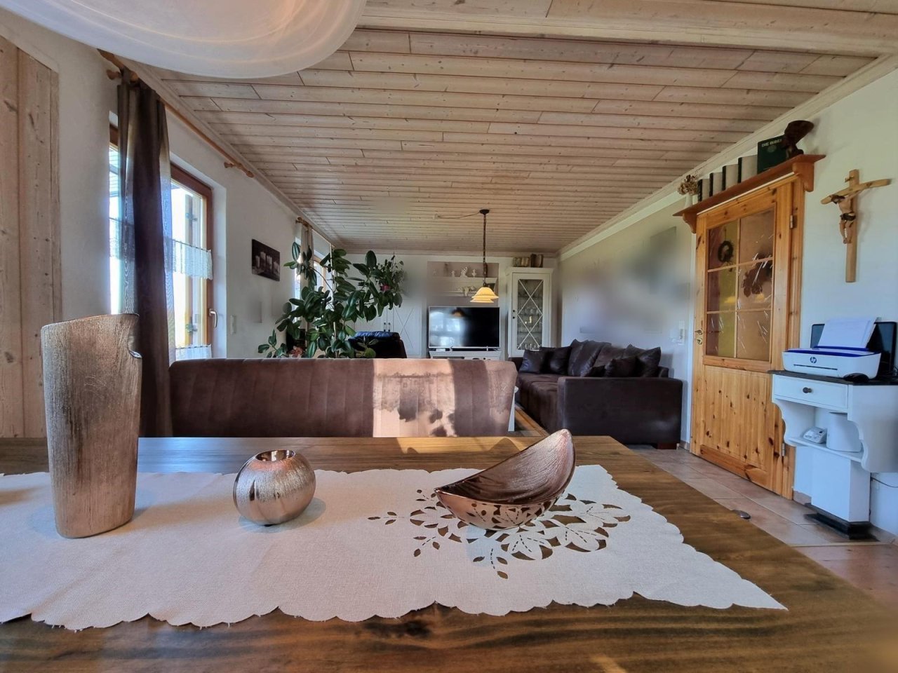 VERKAUFT - Baujahr 2000 - Ein Einfamilienhaus wie im Bilderbuch, in Ortsrandlage, einzugsfertig!