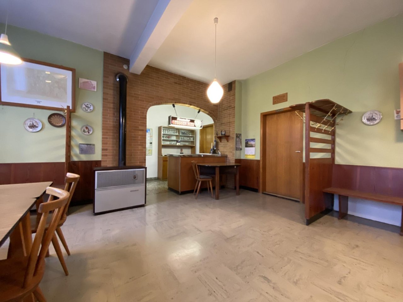 VERKAUFT - Jede Menge Platz und viele Möglichkeiten in historischem Anwesen!