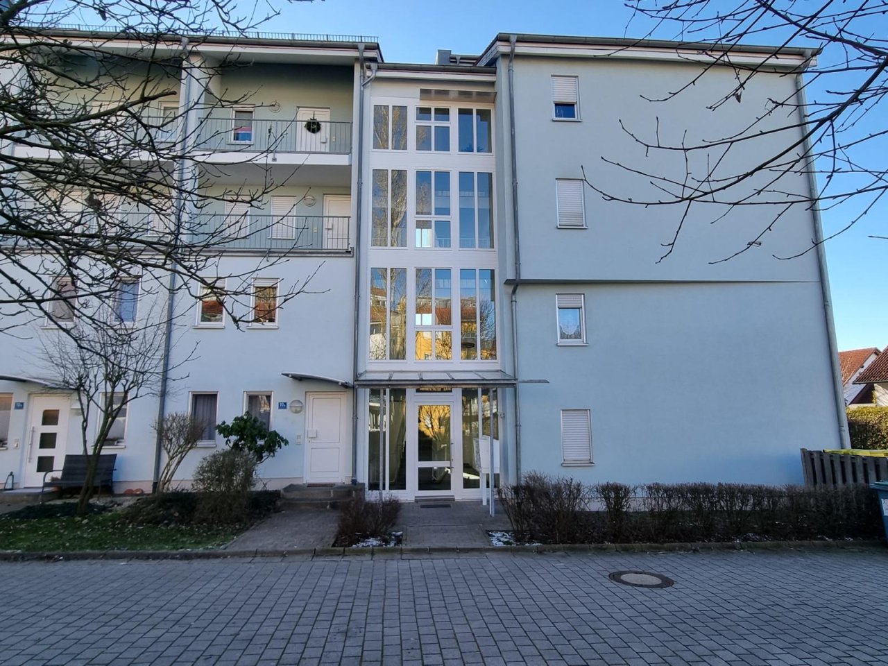 VERKAUFT - Beliebte Erdgeschosswohnung mit Terrasse!