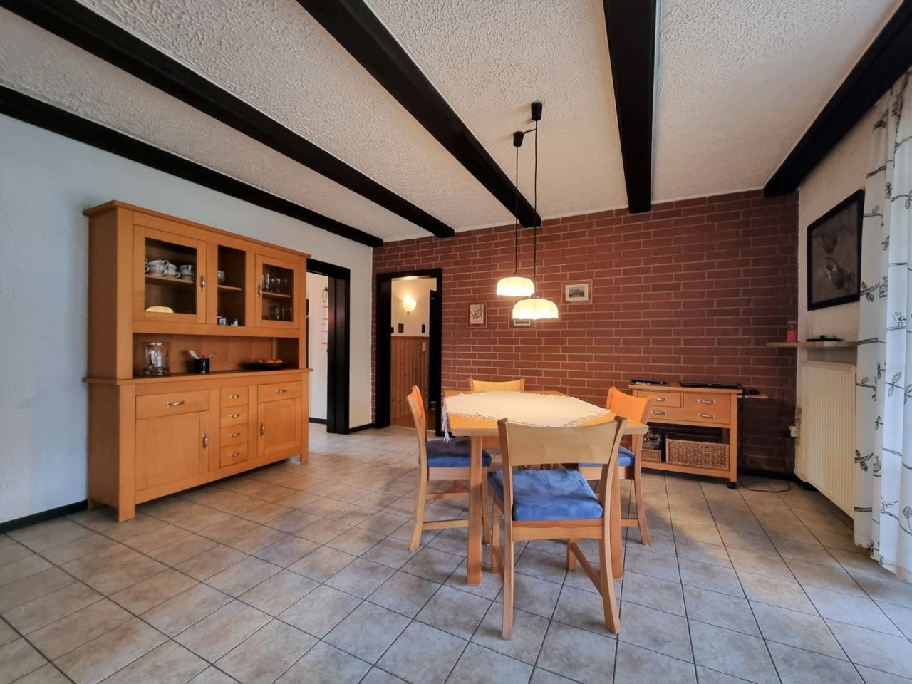 VERKAUFT - Liebenswerter Winkelbungalow in idyllischer Lage!