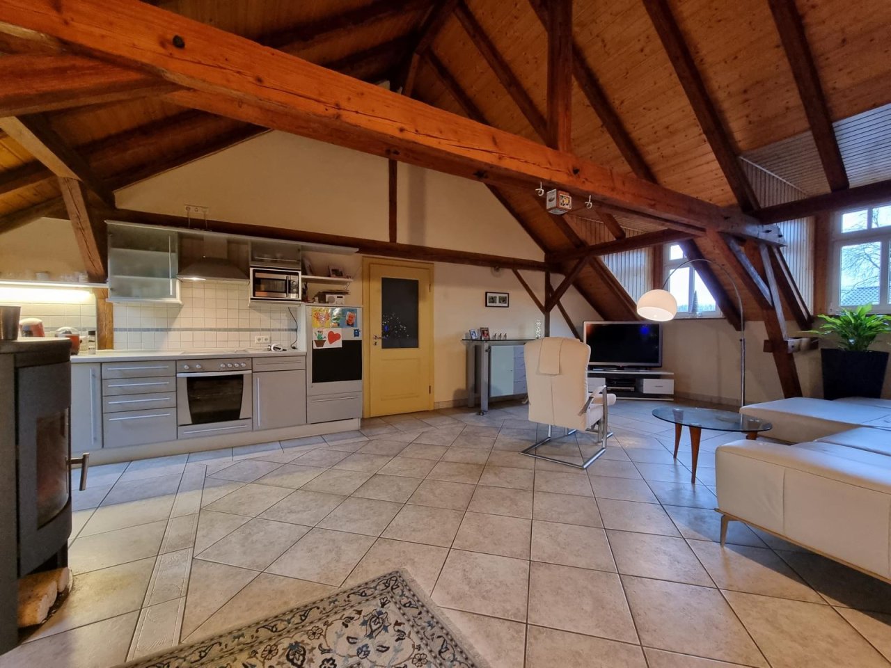  Wohnhaus in Top-Zustand auf ca. 1.200 m² Grund, Nähe Coburg!