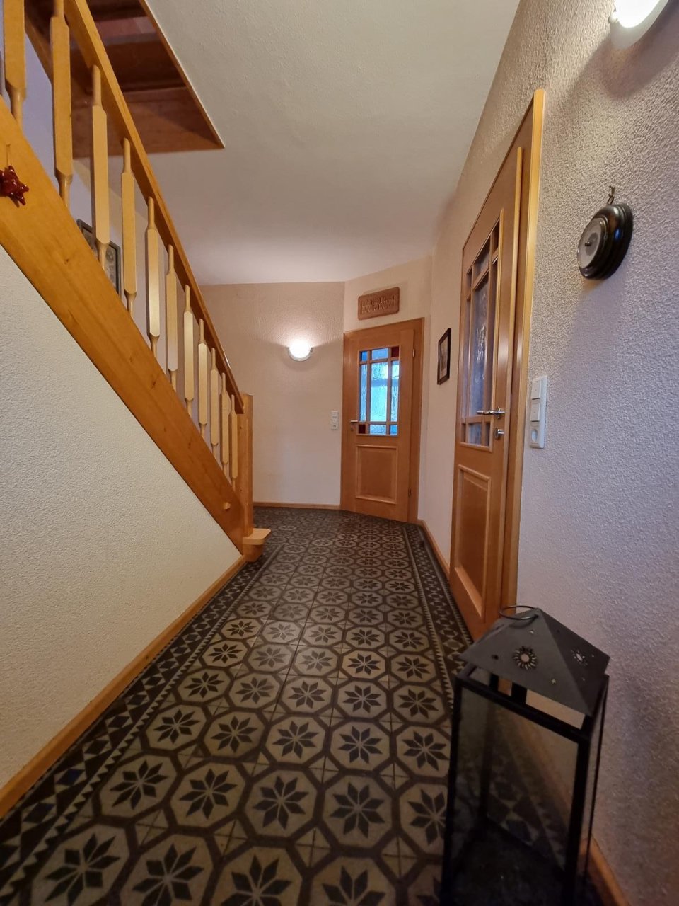  Wohnhaus in Top-Zustand auf ca. 1.200 m² Grund, Nähe Coburg!