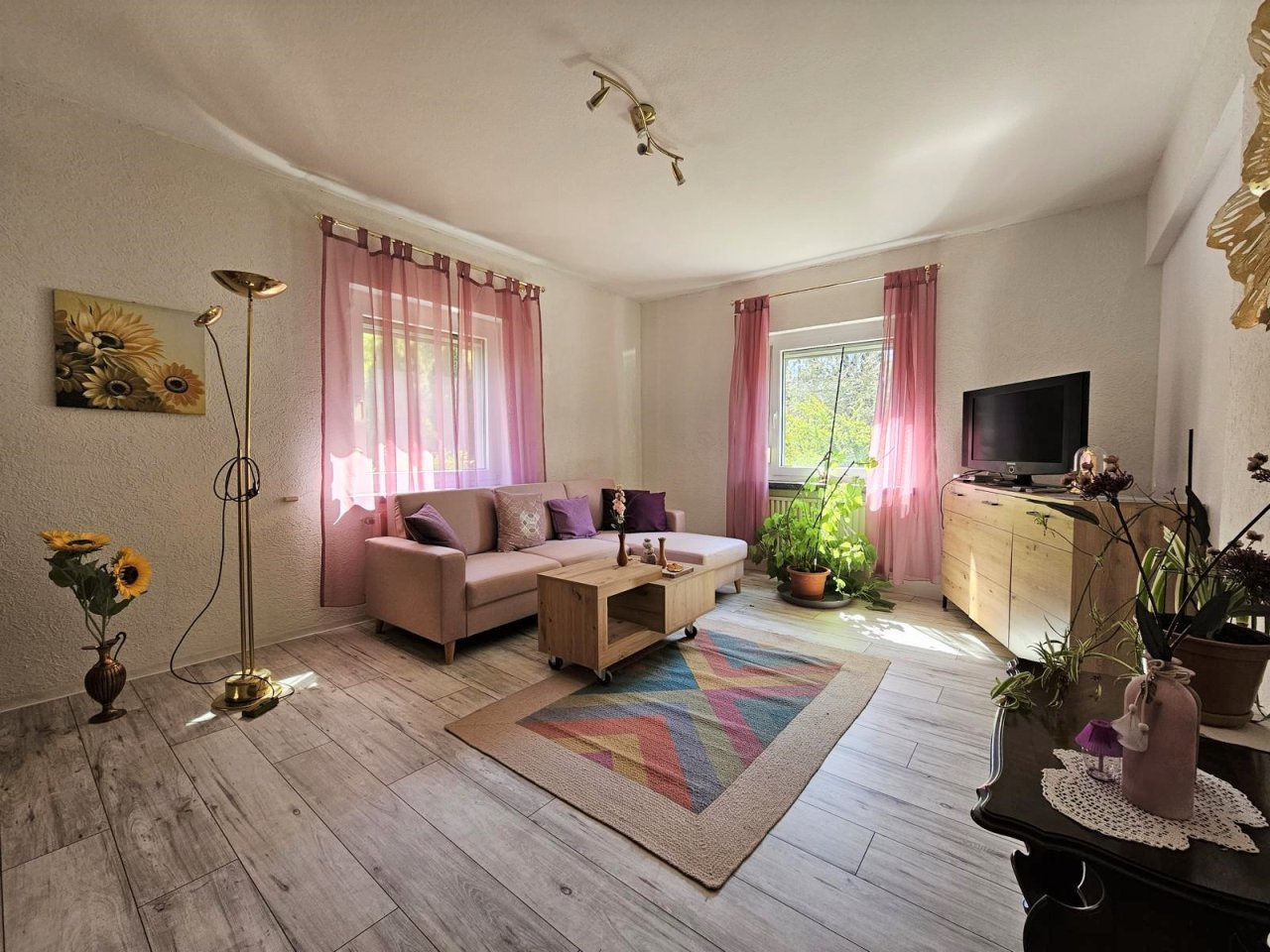 VERKAUFT-Endlich Platz für jeden - großzügiges Wohnhaus in Neuensorg!