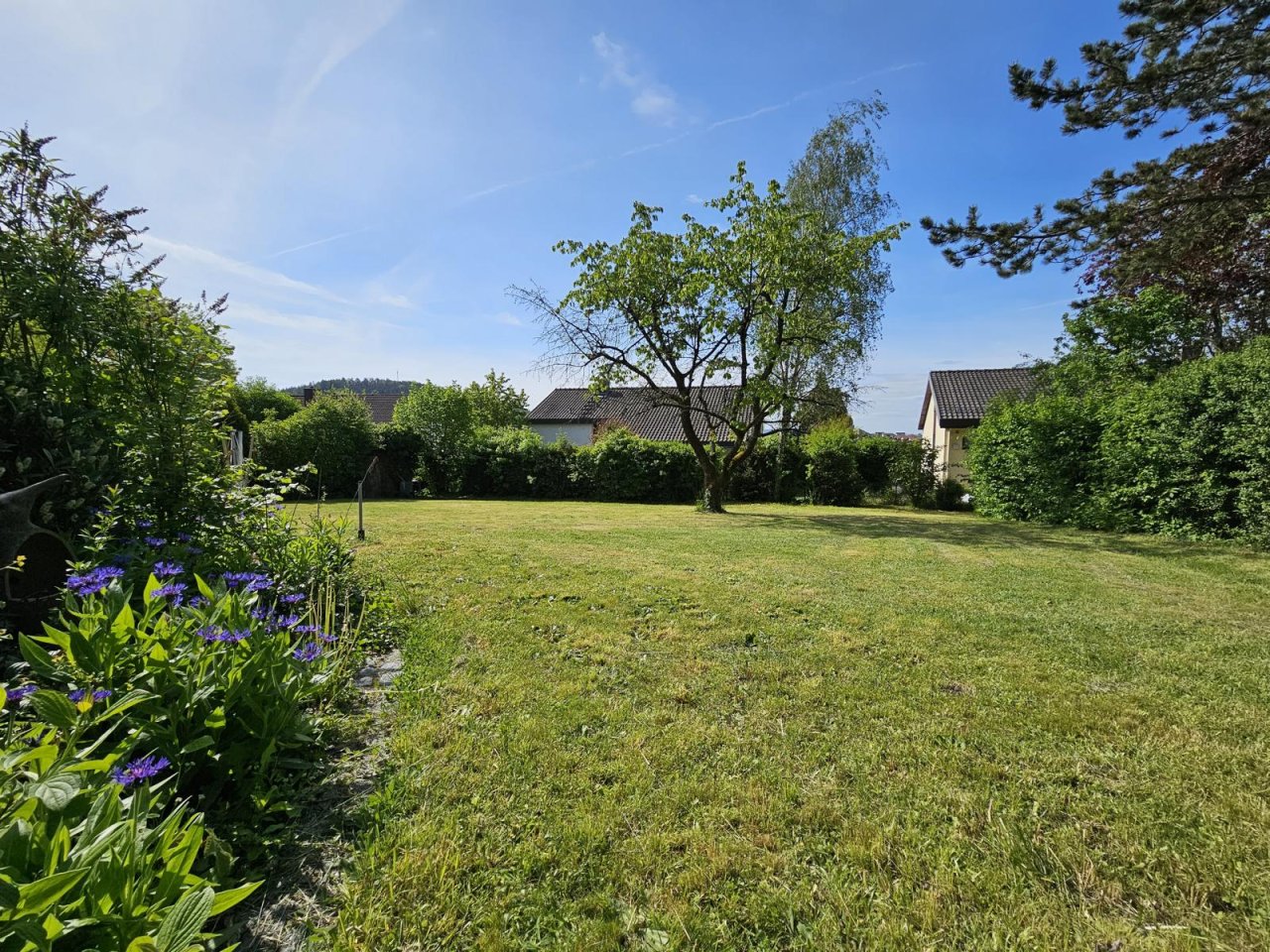 VERKAUFT-TOP Lage - Ihr neues Eigenheim mit großem Potential!