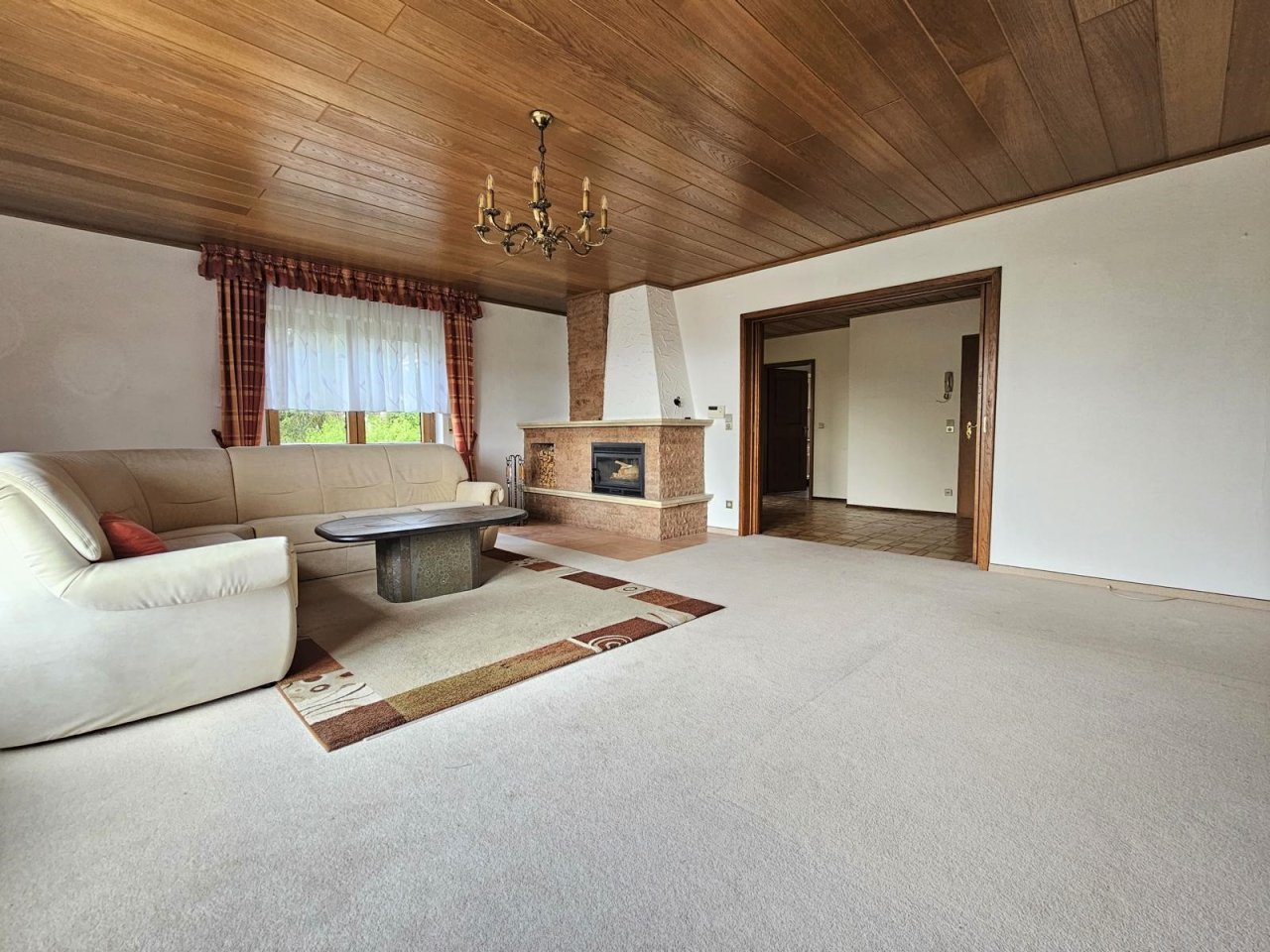 VERKAUFT-TOP Lage - Ihr neues Eigenheim mit großem Potential!