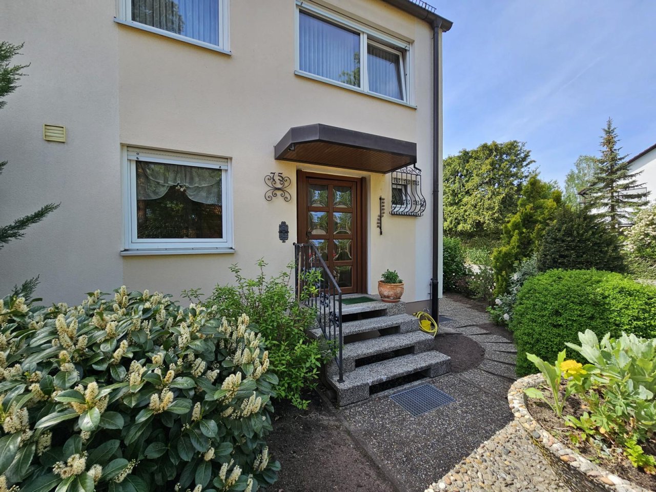 VERKAUFT - Gelegenheit! Stadtnah, im Grünen! Reihenendhaus im begehrten Nürnberger Süden!