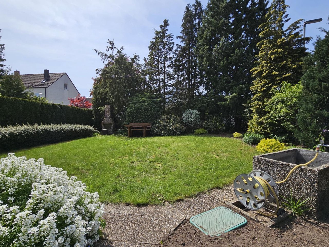 VERKAUFT - Gelegenheit! Stadtnah, im Grünen! Reihenendhaus im begehrten Nürnberger Süden!