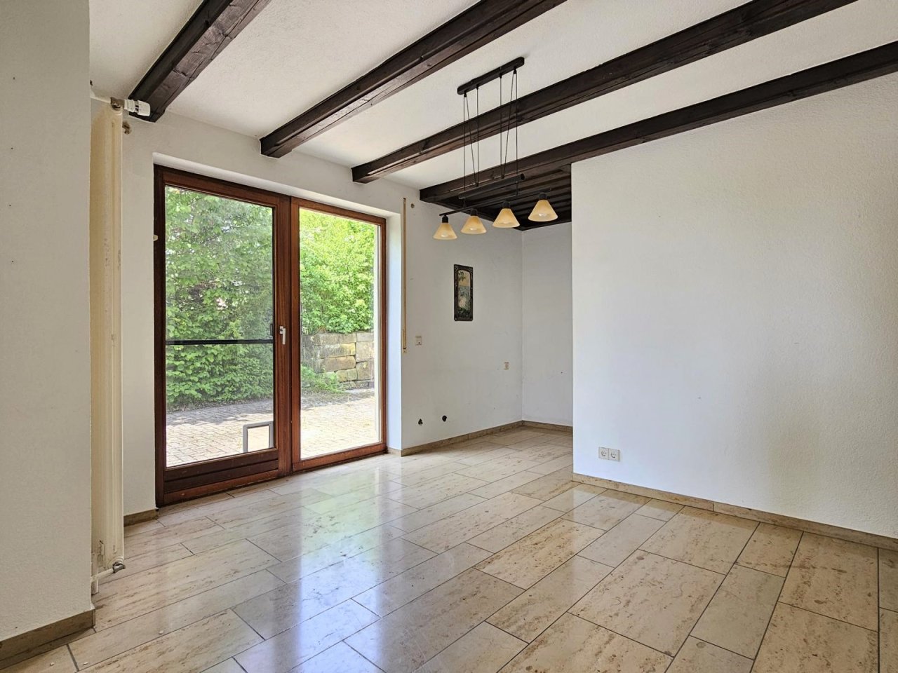 VERKAUFT-Familienparadies mit Weitblick: Ein- bis Zweifamilienhaus mit traumhaftem Garten