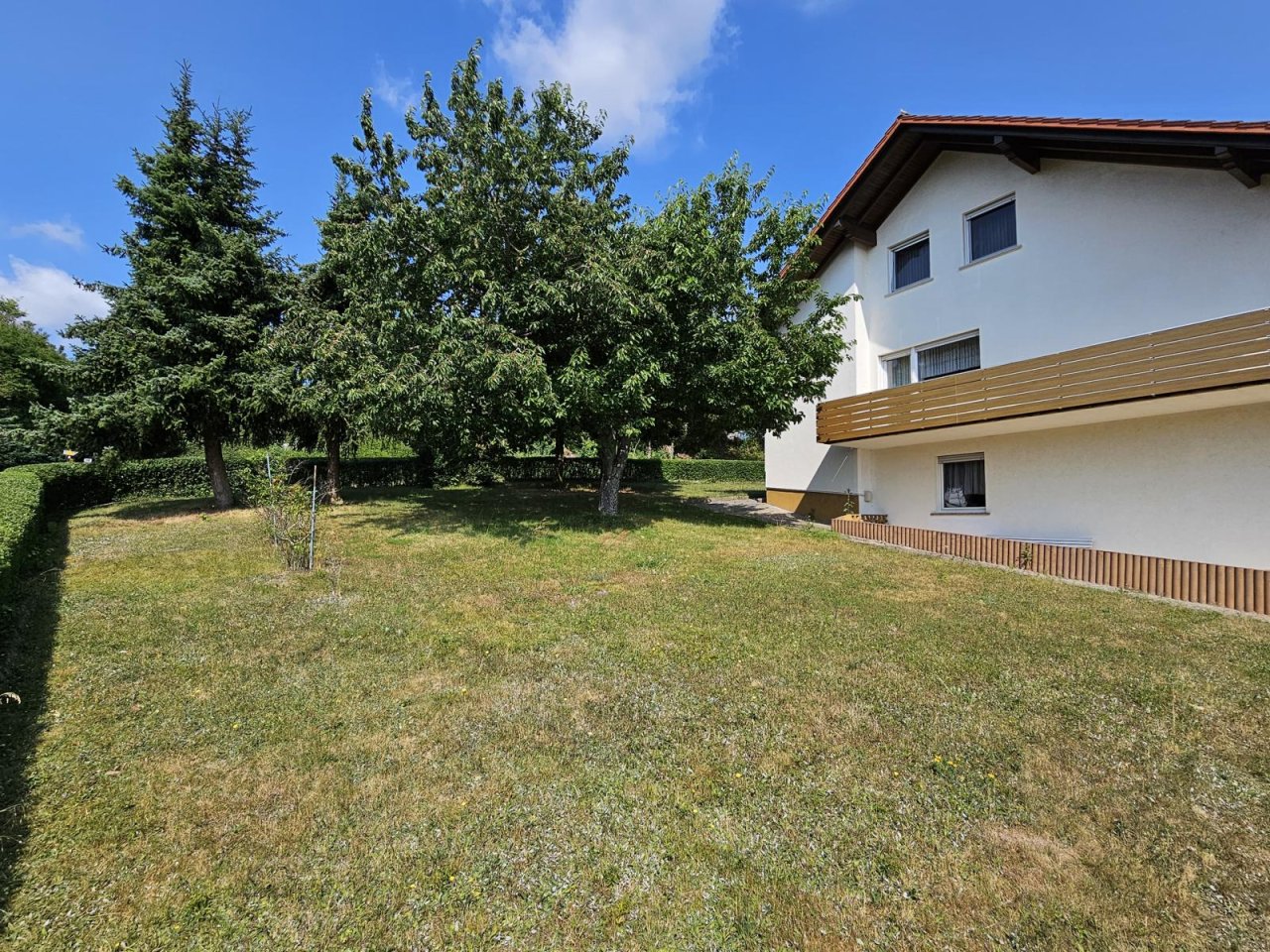 VERKAUFT - Mehr Raum, mehr Möglichkeiten: Mehrgenerationen-Anwesen für Ihre Wohnträume!