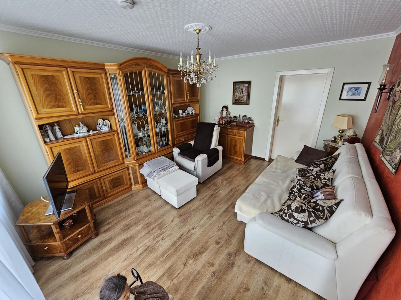 VERKAUFT - Gepflegtes Wohnhaus auf 1.743 m² großem Traumgrundstück in Rödental!