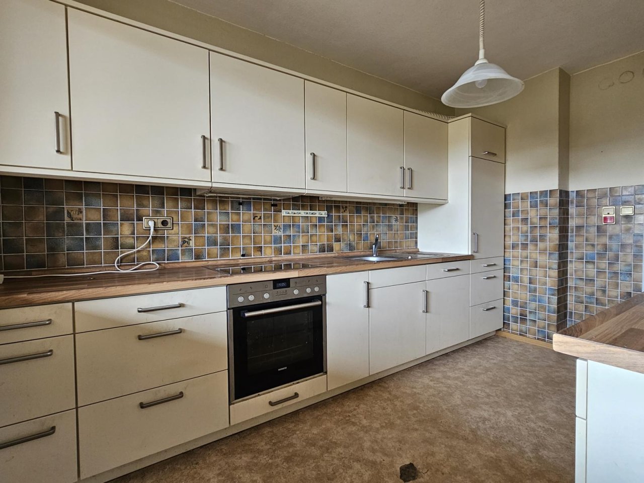 VERKAUFT - Endlich ein Bungalow! Vielgesucht, selten angeboten! In ruhiger Lage von Rödental!