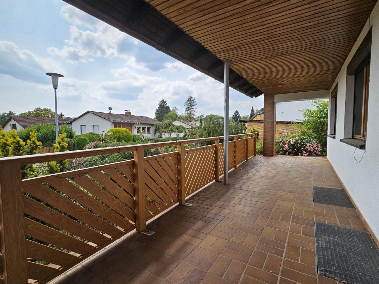 VERKAUFT - Endlich ein Bungalow! Vielgesucht, selten angeboten! In ruhiger Lage von Rödental!