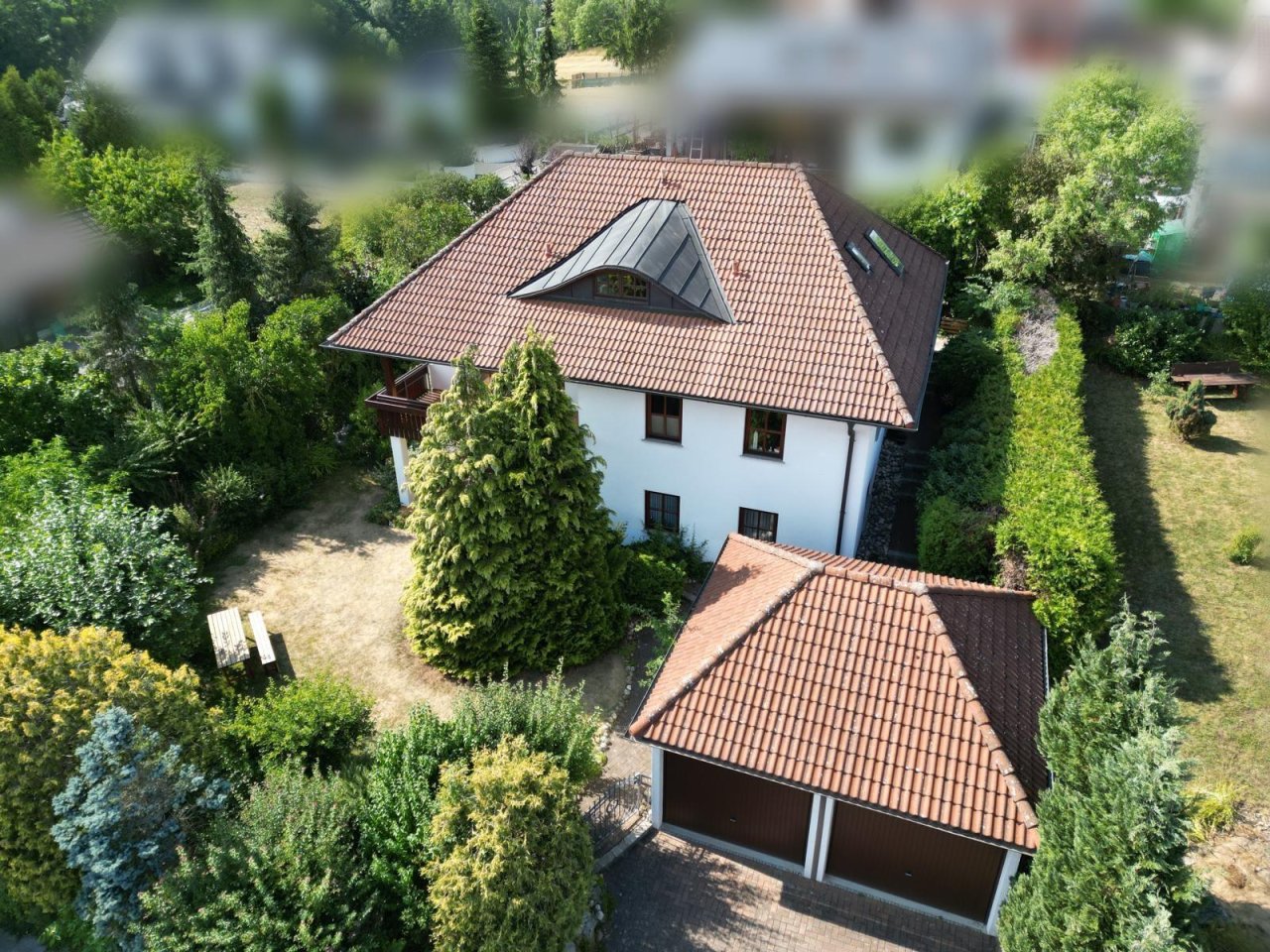 VERKAUFT - Keine Käuferprovision - Gehobenes Anwesen mit individueller Klasse!