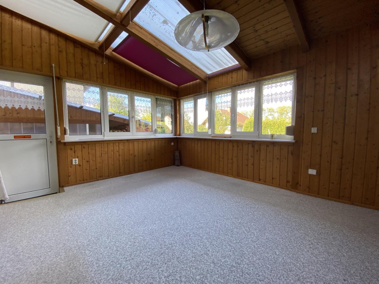 VERKAUFT - Freistehendes Einfamilienhaus in familienfreundlicher Lage!