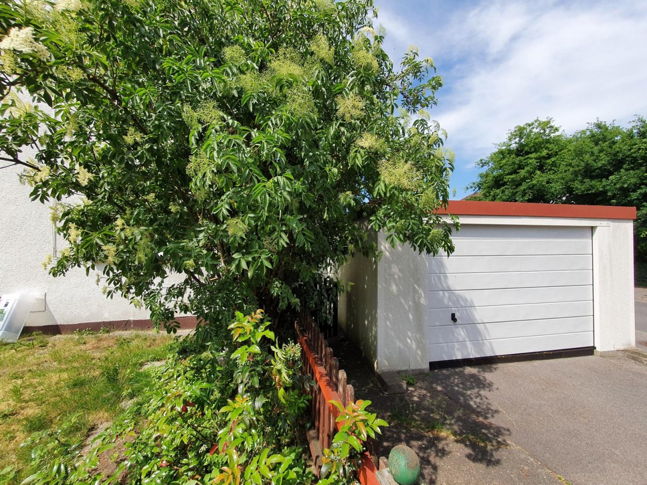 VERKAUFT Alternative zum Bungalow! Schöne 4-Zi.-Eigentumswohnung im EG mit Garten in Coburg