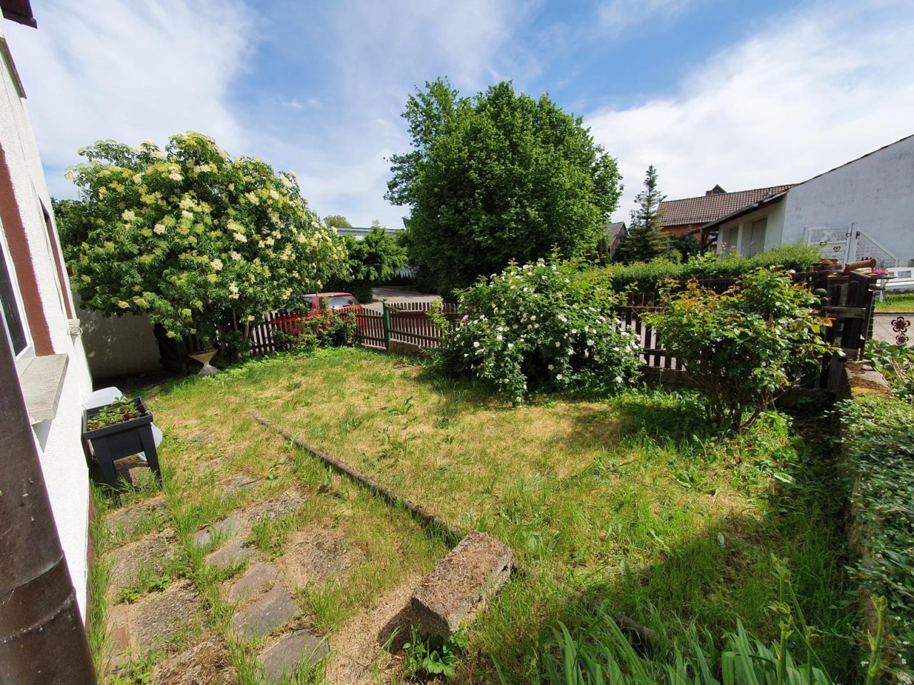 VERKAUFT Alternative zum Bungalow! Schöne 4-Zi.-Eigentumswohnung im EG mit Garten in Coburg