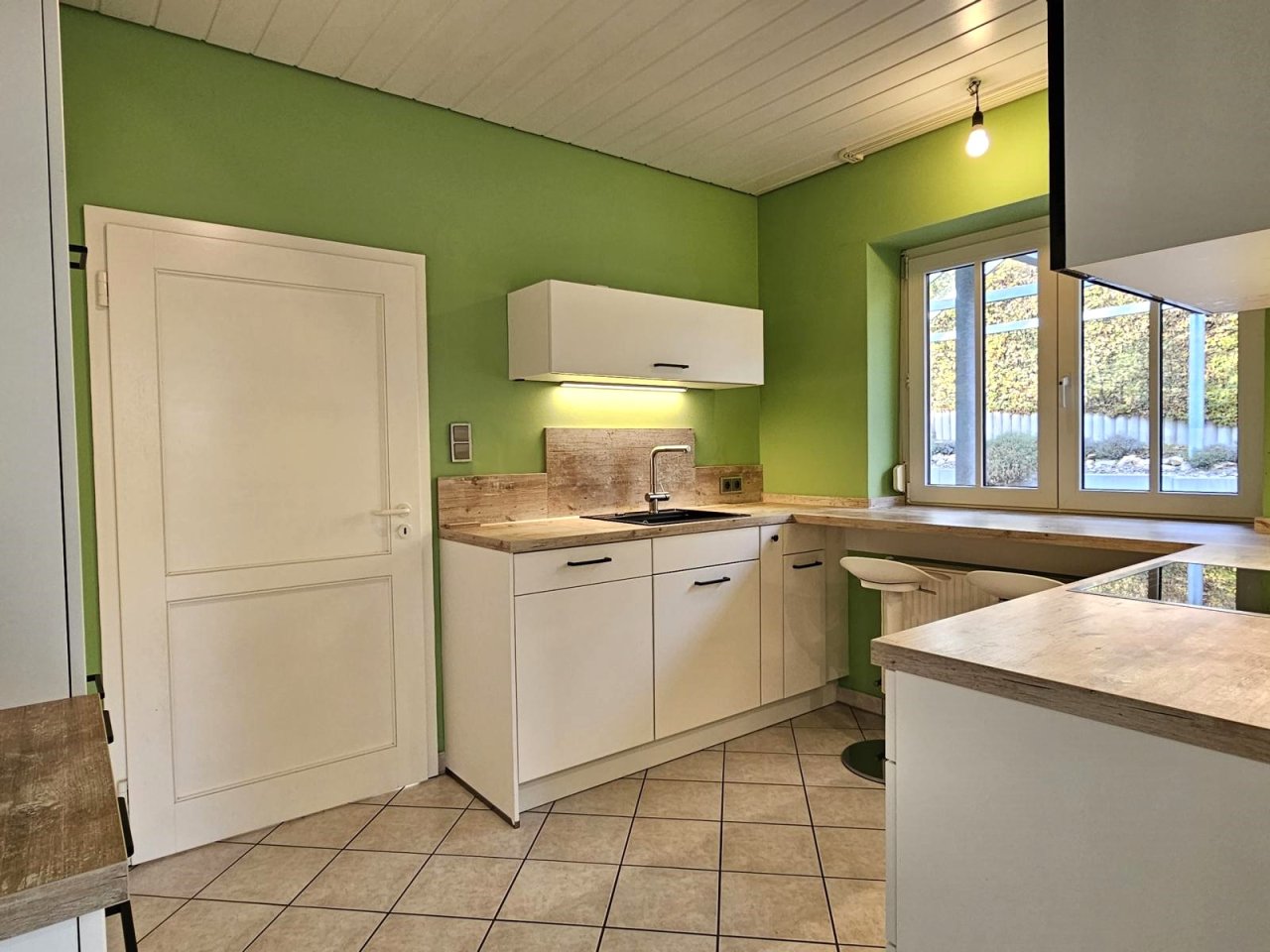 VERKAUFT - Bungalow mit ultimativer Fernsicht in Bestlage von Rödental und 290 m² Wohnfläche!