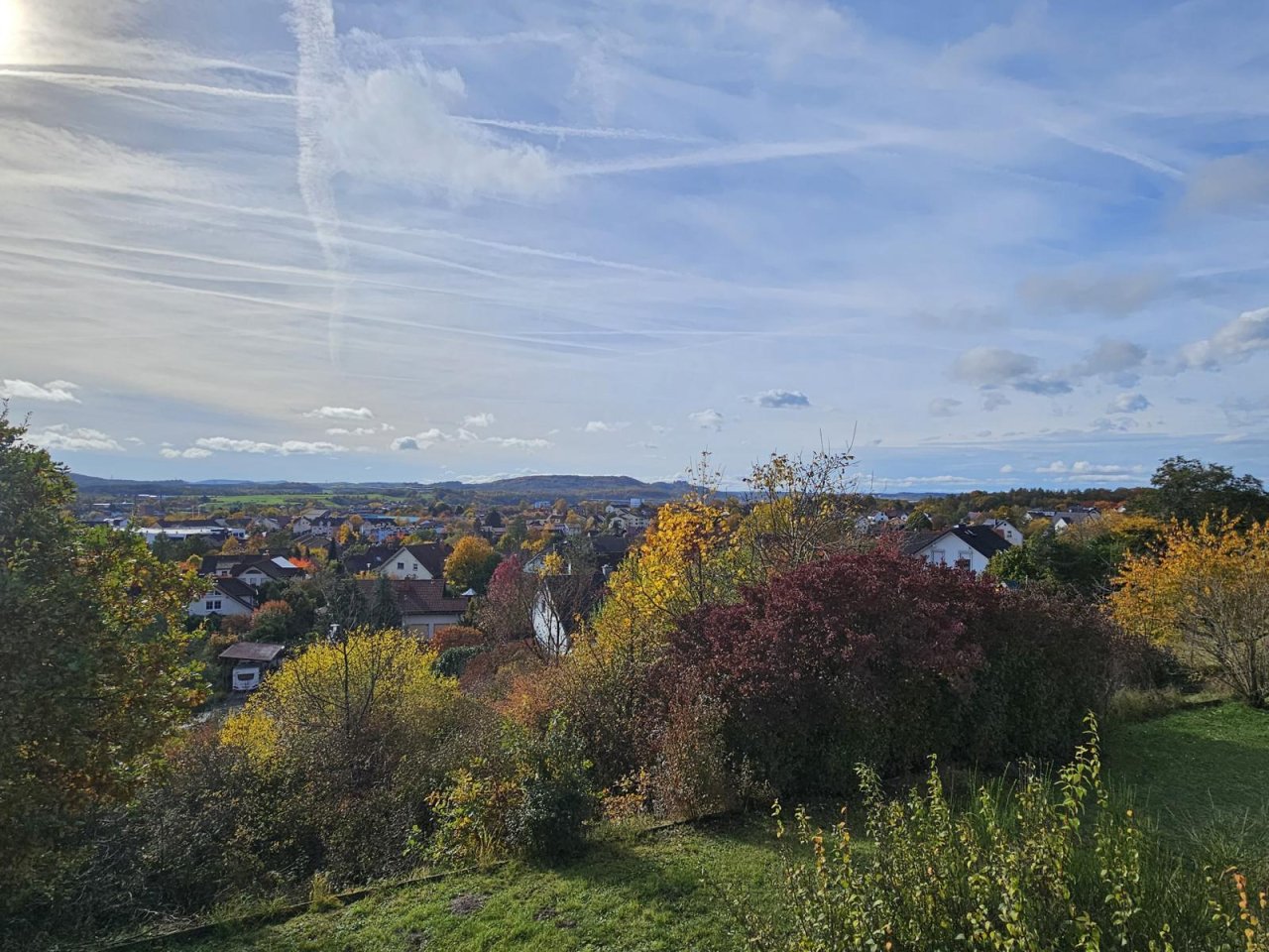 VERKAUFT - Bungalow mit ultimativer Fernsicht in Bestlage von Rödental und 290 m² Wohnfläche!
