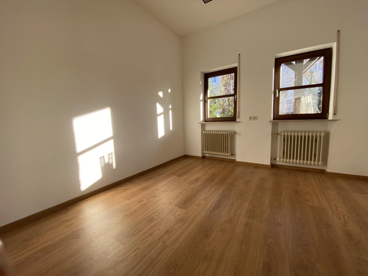 VERKAUFT - Barrierefreie Erdgeschosswohnung mit Hauscharakter in Lautertal!