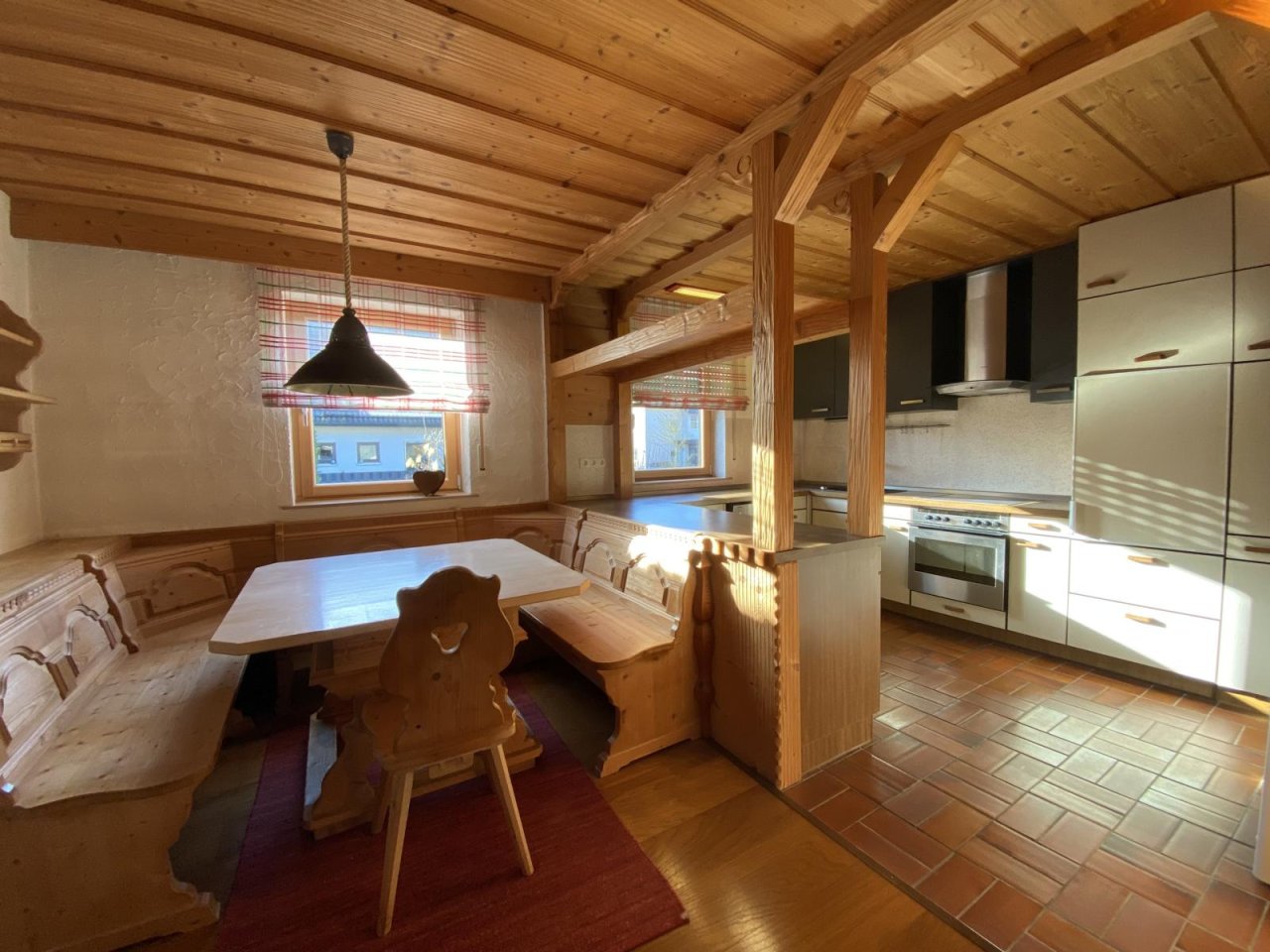 VERKAUFT - Ein Haus wie es sein sollte! Gepflegt, ruhig gelegen, mit Wintergarten! Nähe Coburg!