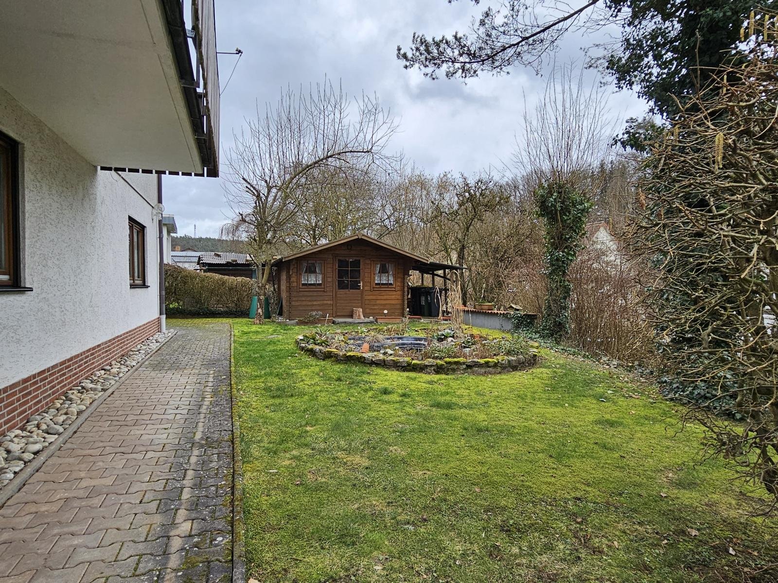 VERKAUFT-Gemütliches Einfamilienhaus mit Einliegerbereich in ruhiger Wohnlage!