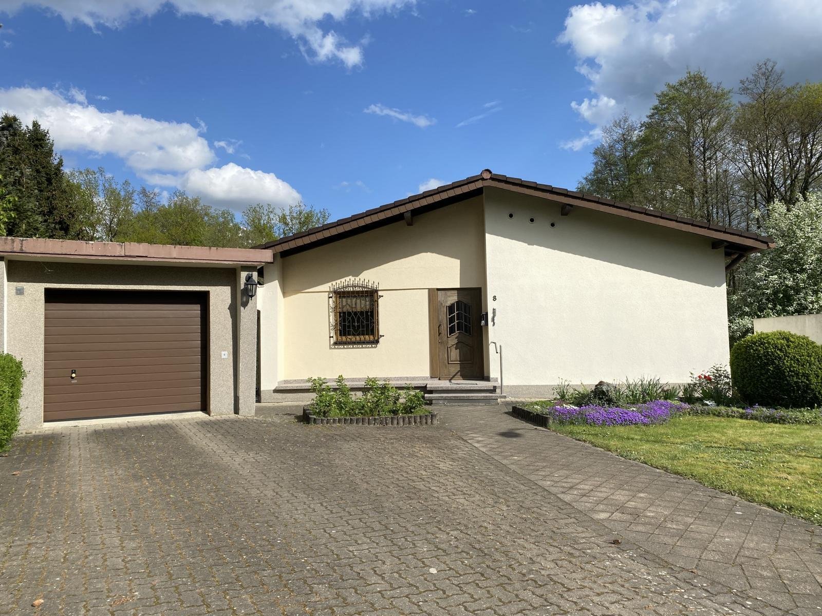 VERKAUFT-Wunderschöner Bungalow im beliebten Sonnefeld!