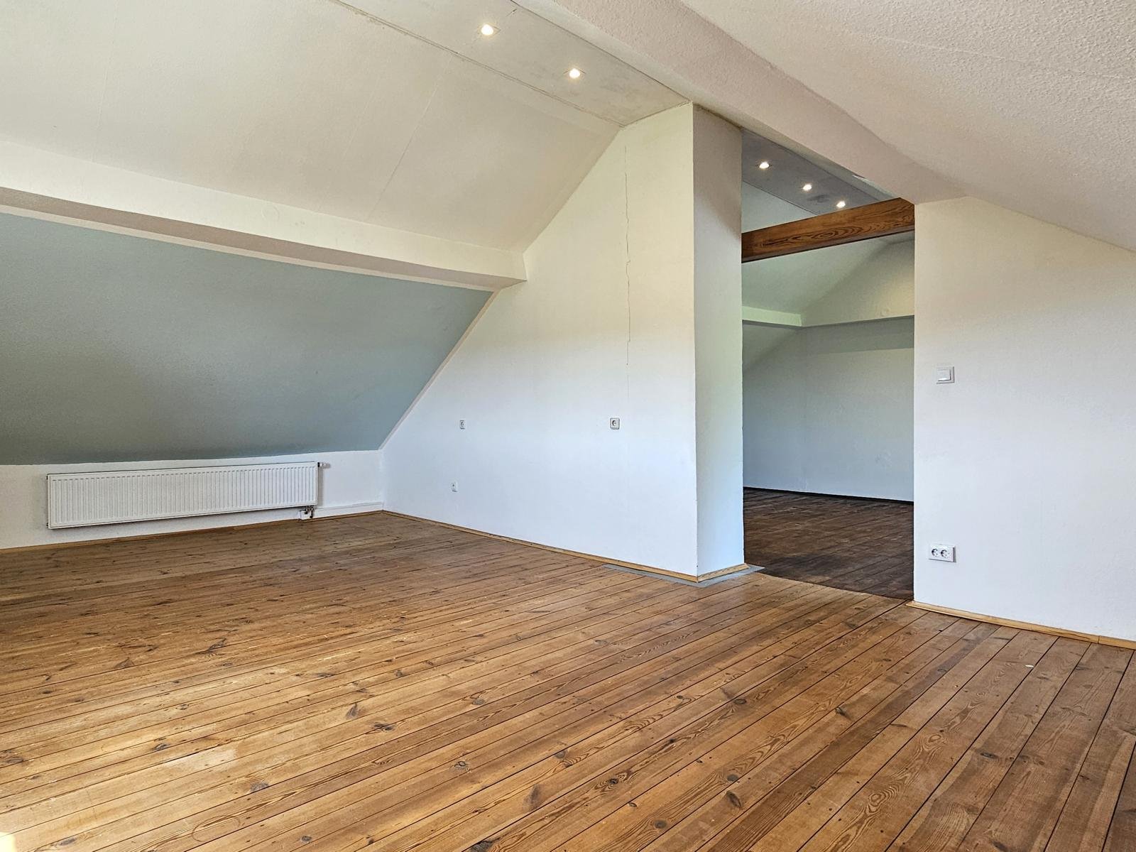 VERKAUFT - Alleinlage am Stadtrand von Coburg! Auf 2.031 m² großem Grundstück!