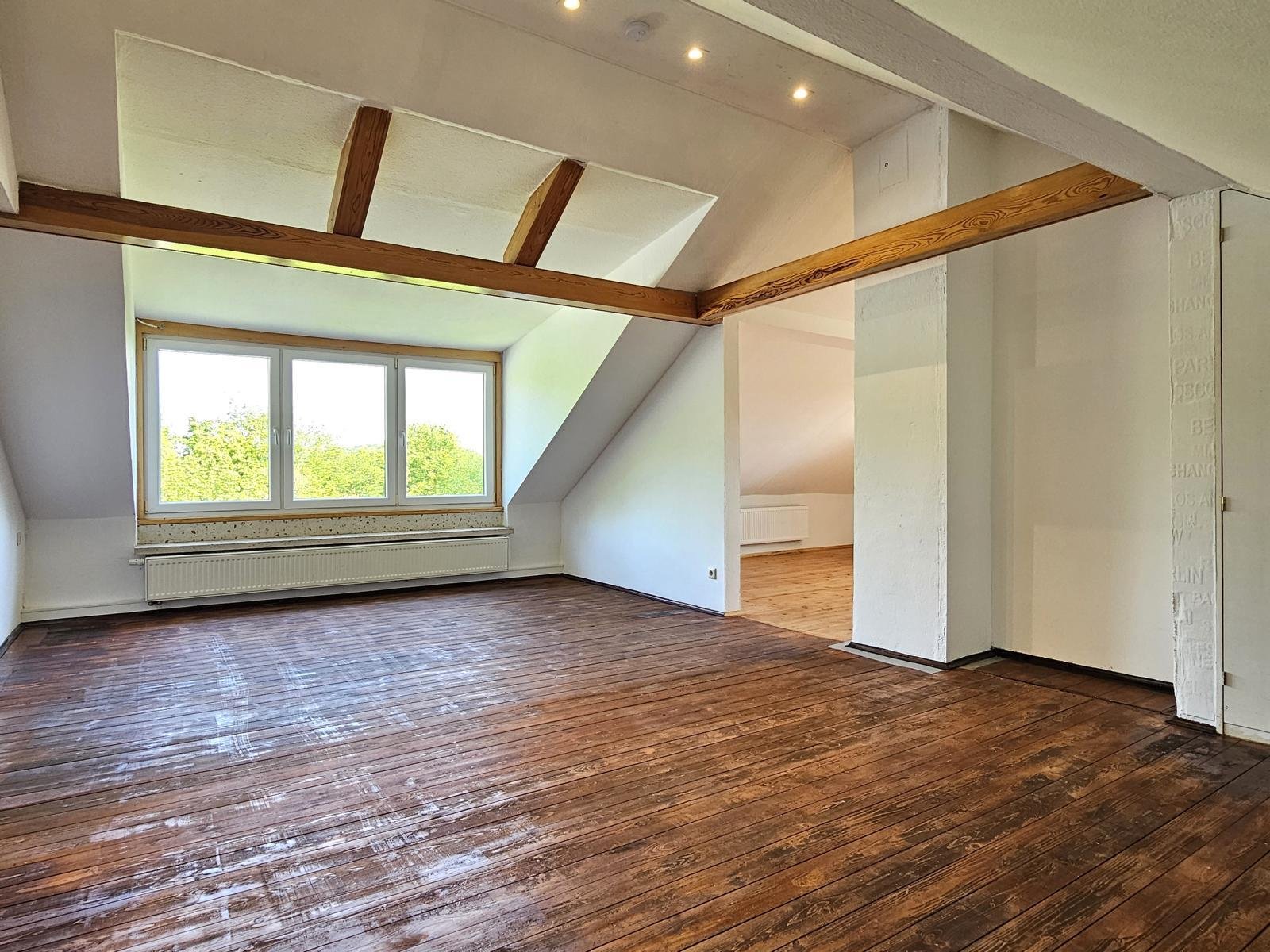 VERKAUFT - Alleinlage am Stadtrand von Coburg! Auf 2.031 m² großem Grundstück!