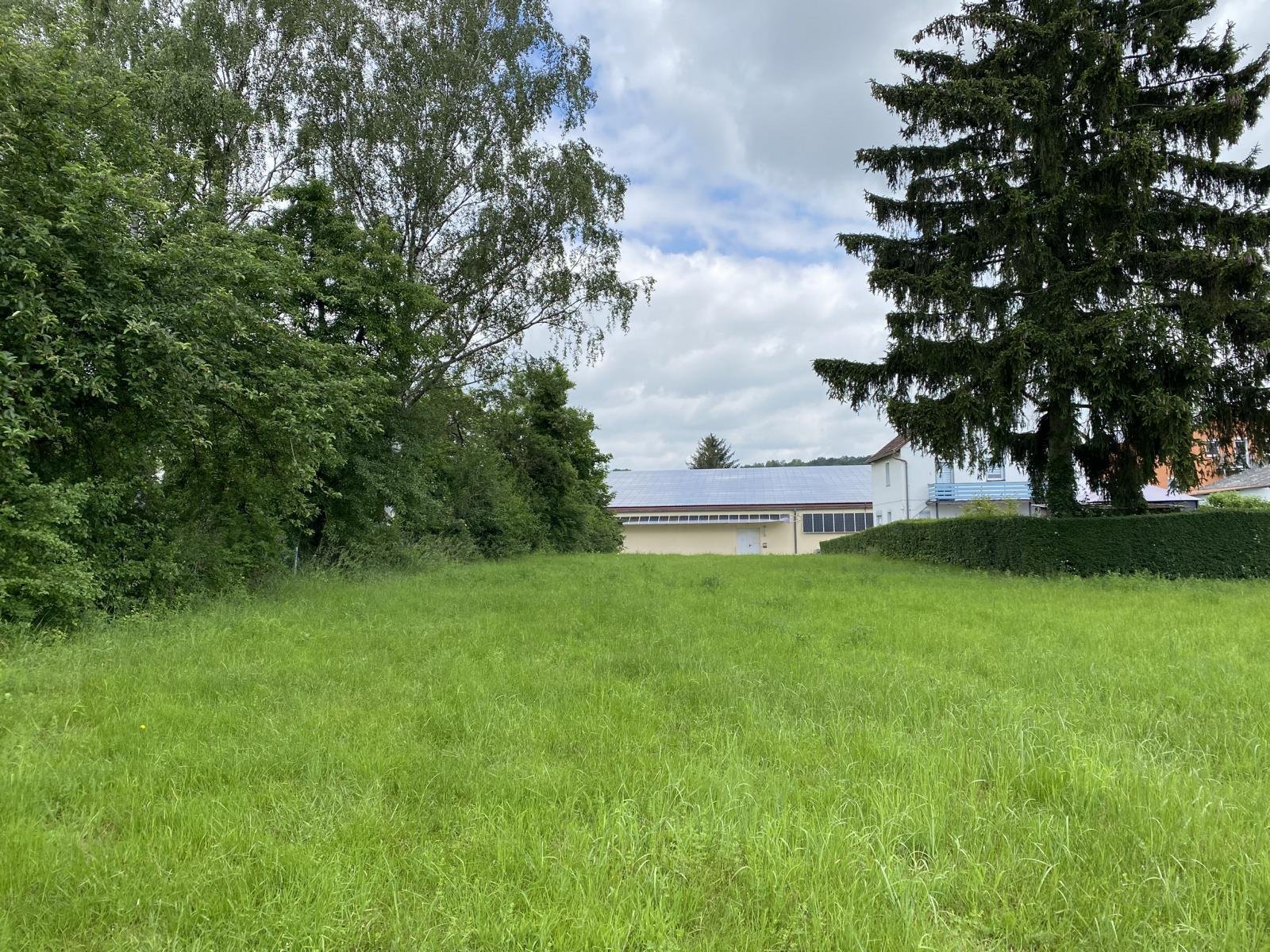 Großflächiges Grundstück in Ebersdorf bei Coburg