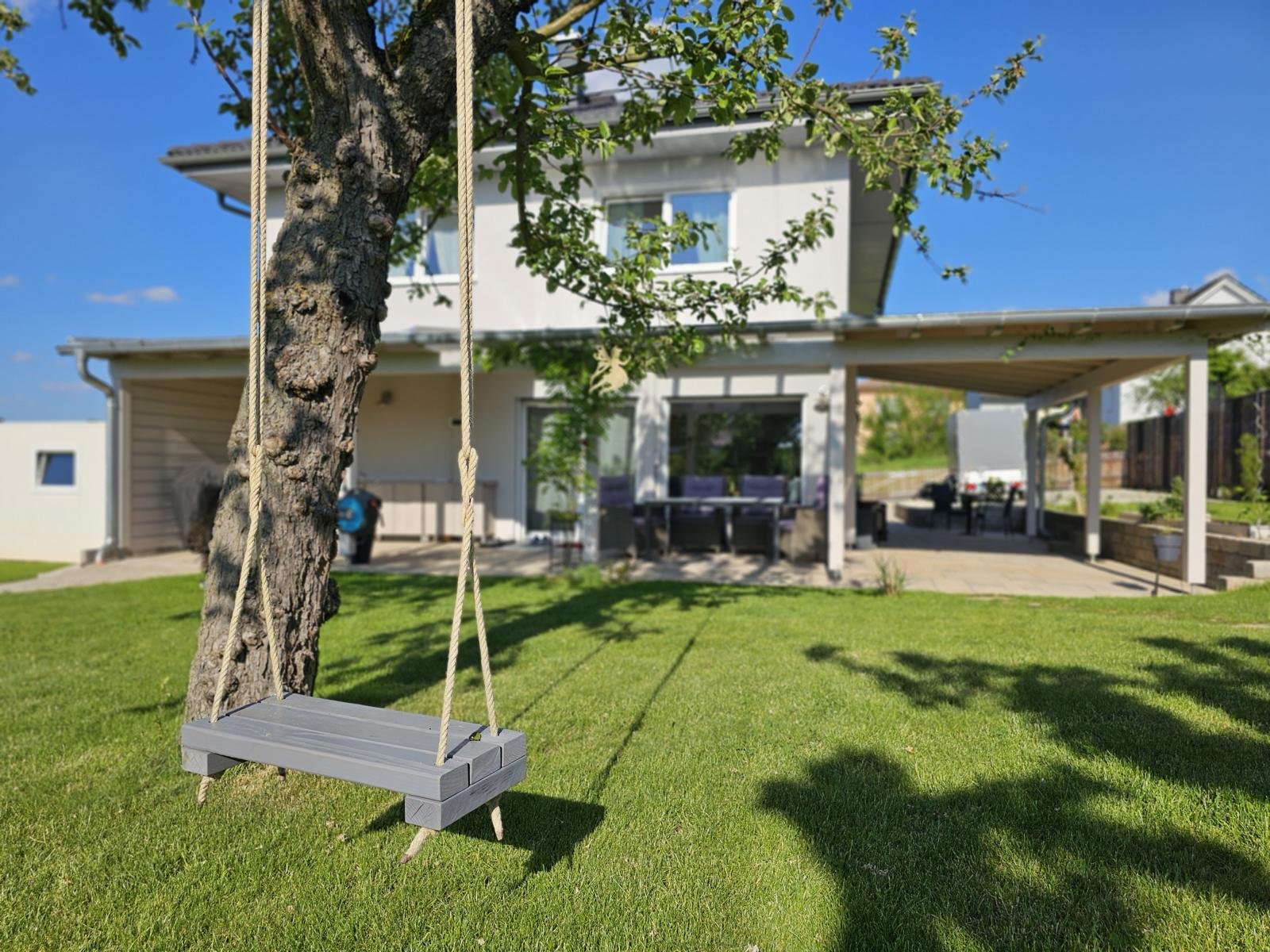 VERKAUFT - Ihr hochwertig & individueller Neubau steht bereit für Sie!