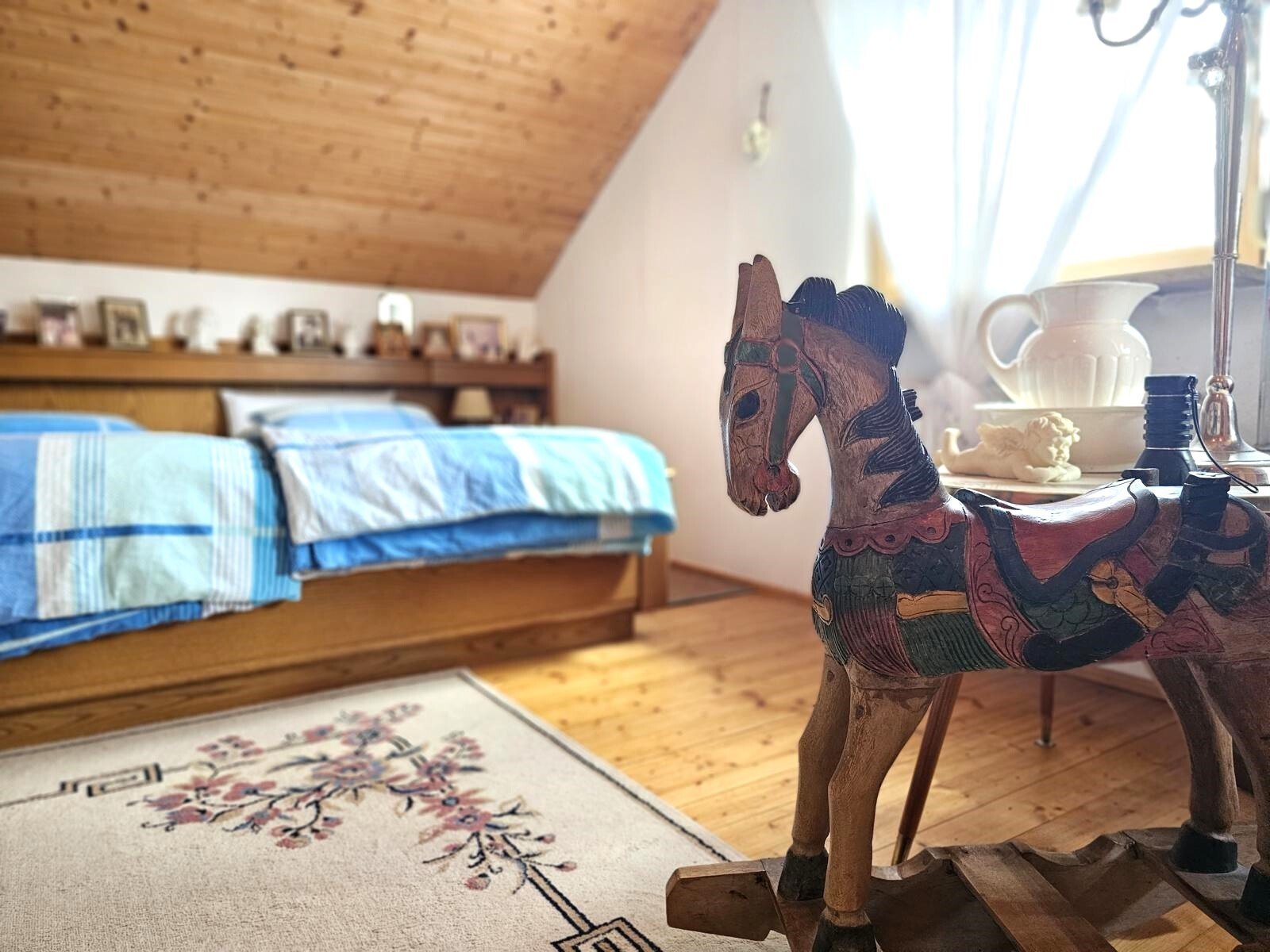 VERKAUFT - Ein Kleinod - Wohnen mit Herz! Einfamilienhaus in Coburg mit sichtgeschütztem Garten!