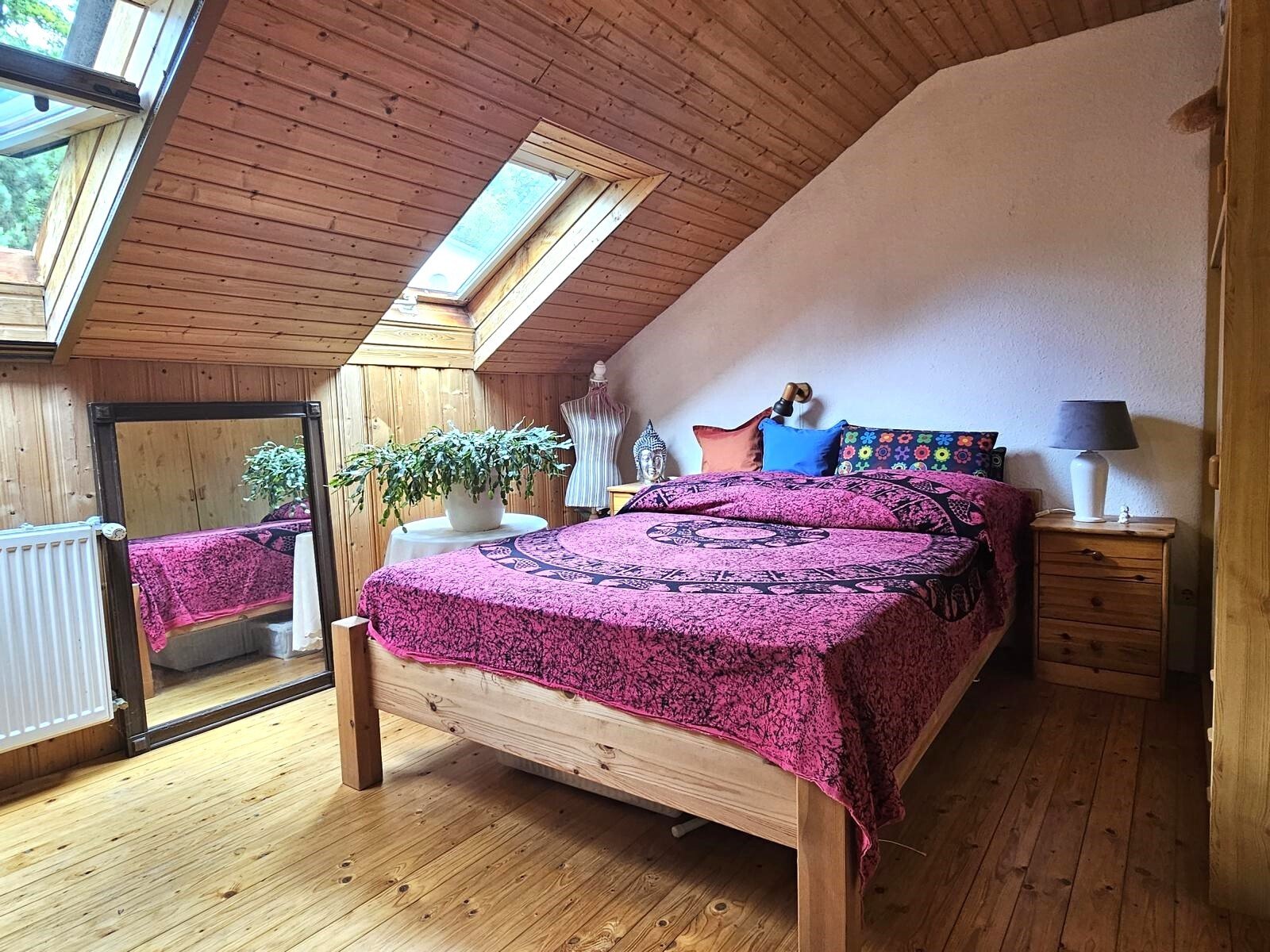 VERKAUFT - Ein Kleinod - Wohnen mit Herz! Einfamilienhaus in Coburg mit sichtgeschütztem Garten!